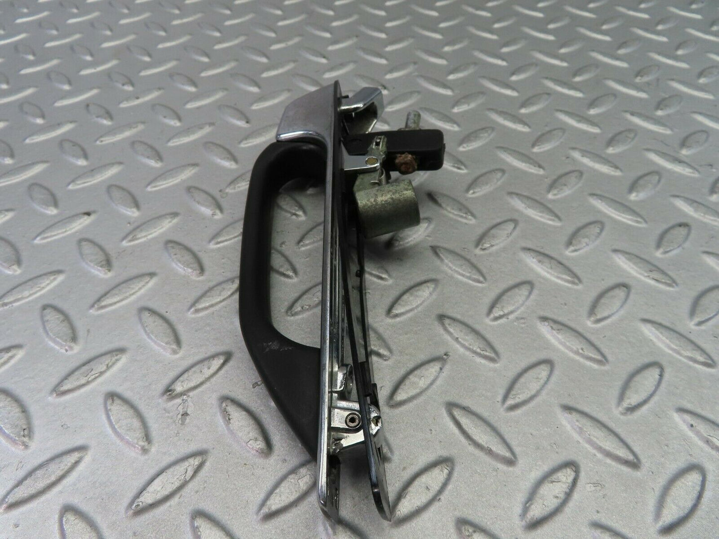 7699 Mercedes-Benz S123 230TE Wagon Exterior Chrome Door Handle 1237600359
