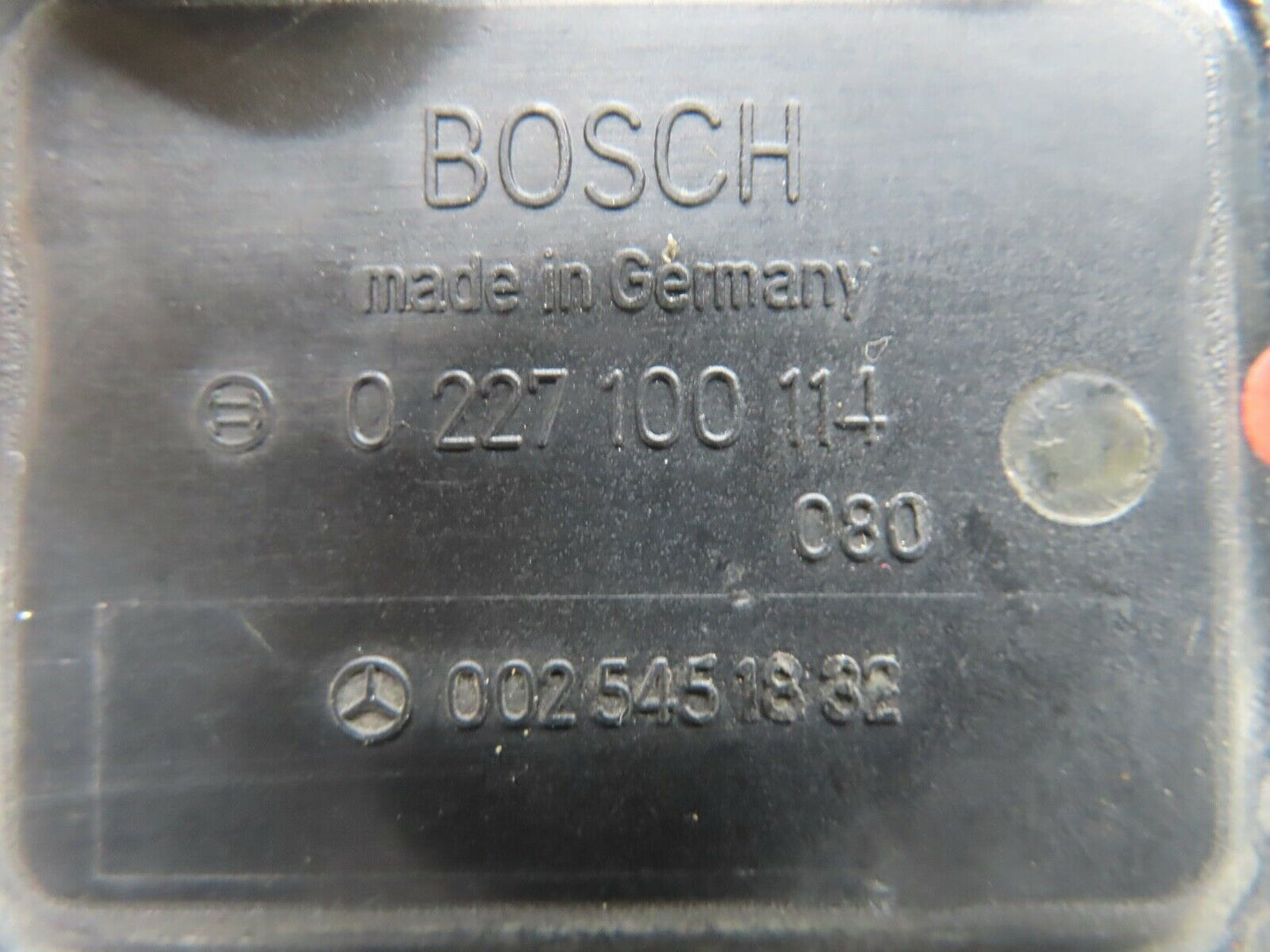 21090 Mercedes-Benz W123 230E Ignition Control Unit Bosch 0025451832