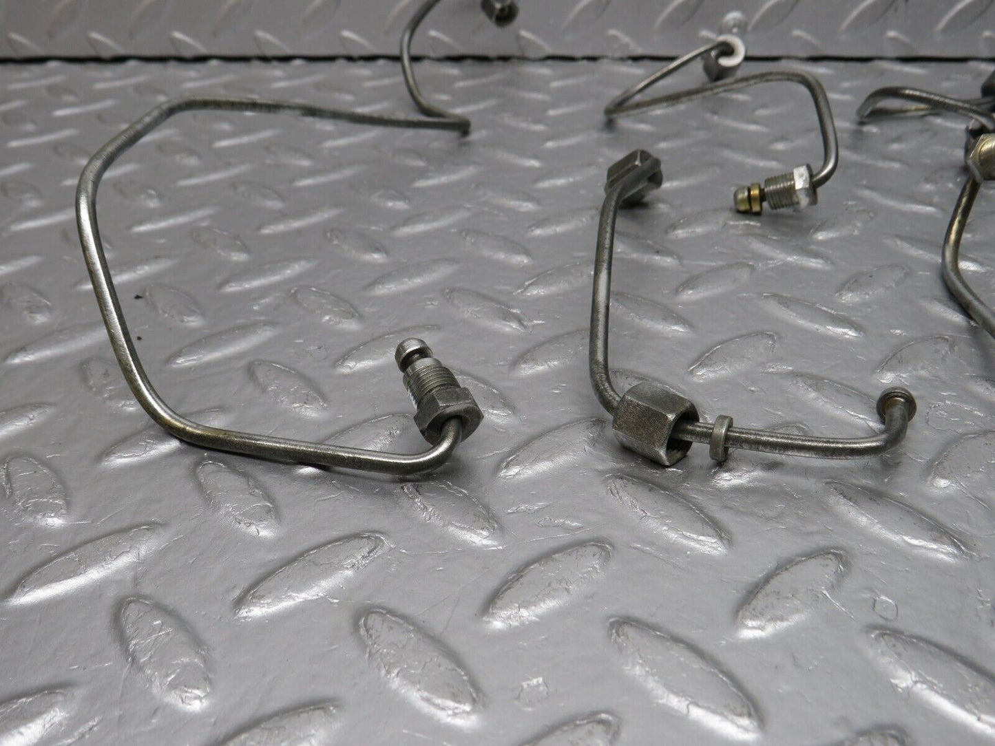 38877 Mercedes-Benz W201 190E 2.6L Fuel Line Pipe Set