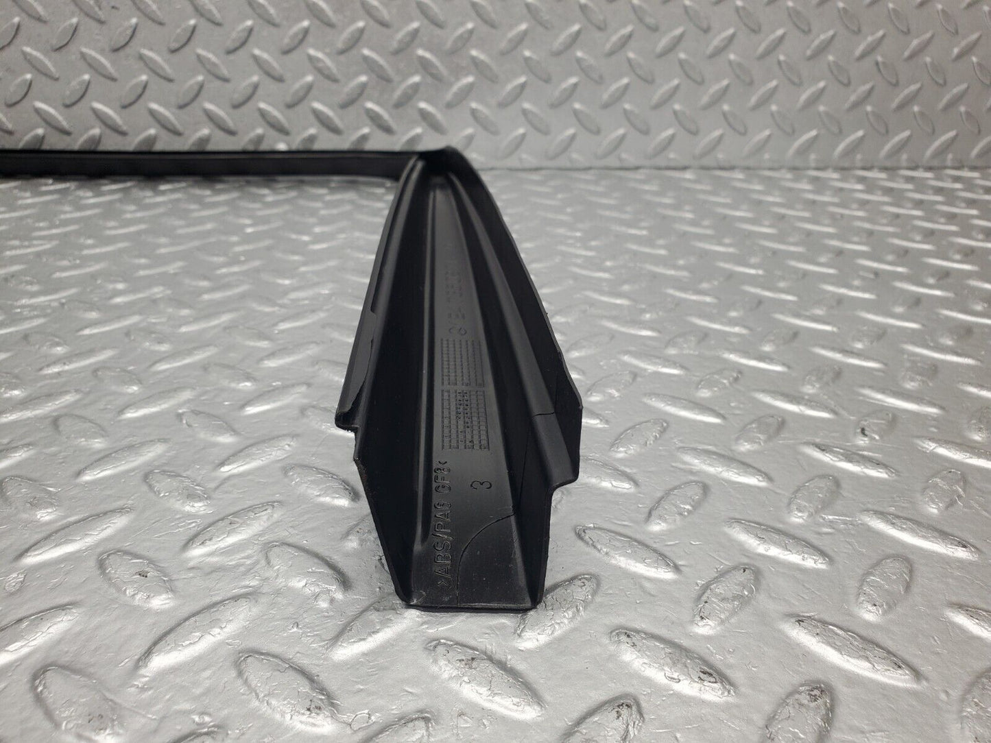 46252 Mercedes-Benz W124 280E Rear Right Door Window Frame Trim 1247350271