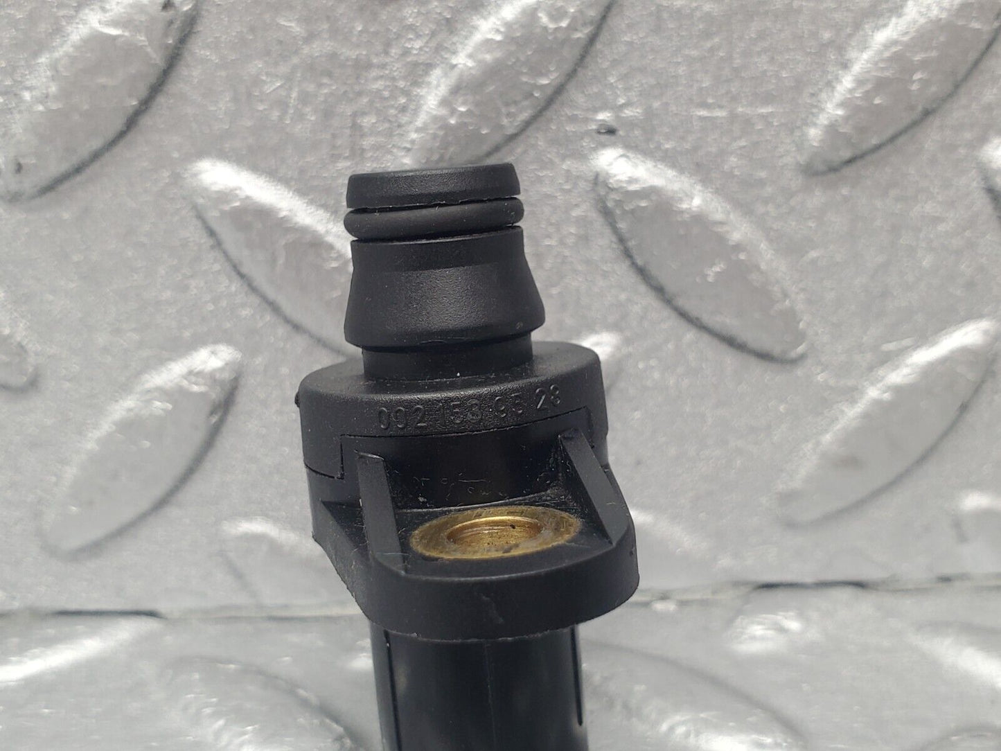 46214 Mercedes-Benz W124 280E Camshaft Position Sensor 0021539528