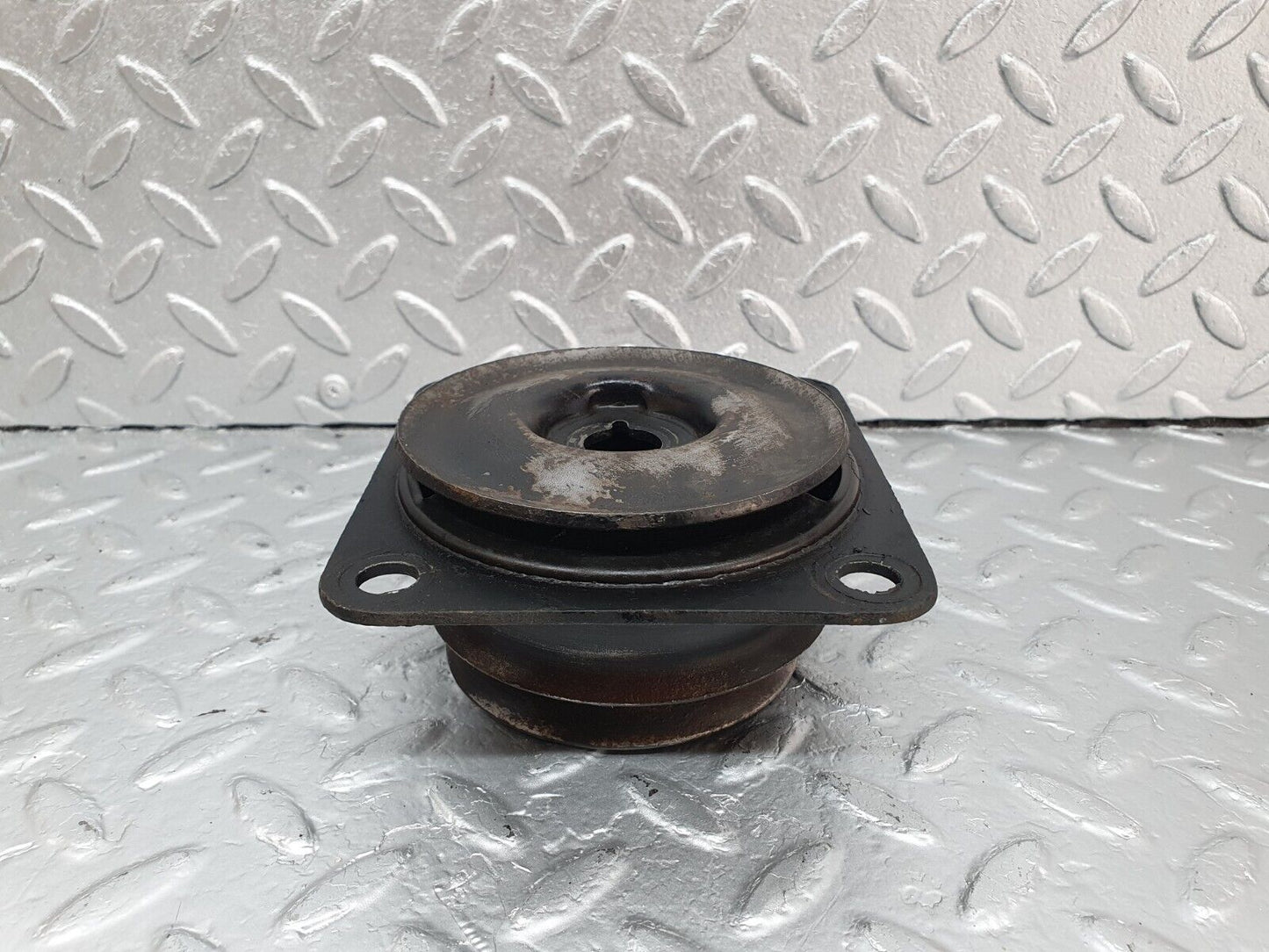 43208 Mercedes-Benz W108 280SE Rear Axle Rubber Mount