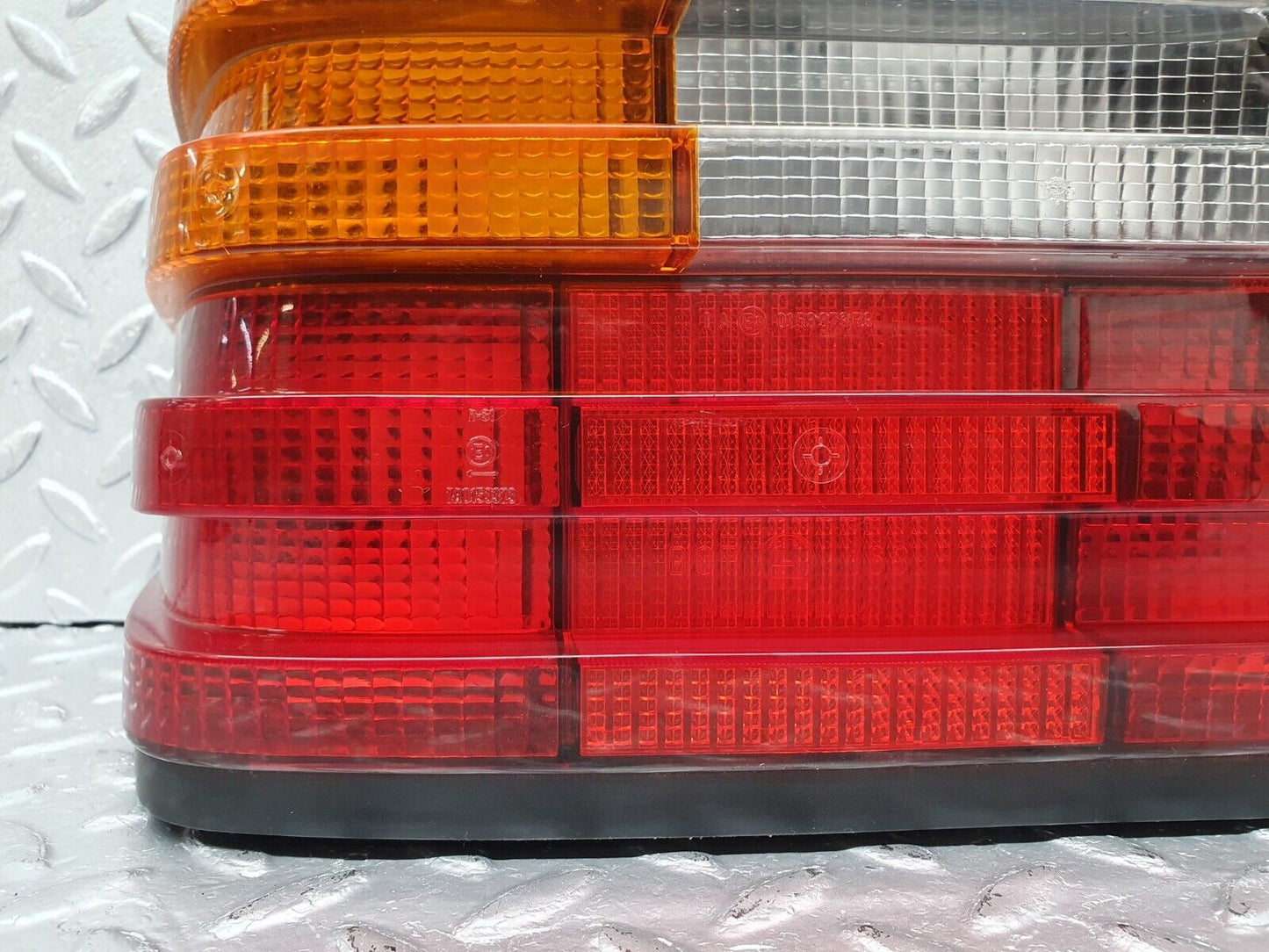 41435 Mercedes-Benz W124 200E Tail Light Left Side Hella 7R0153373