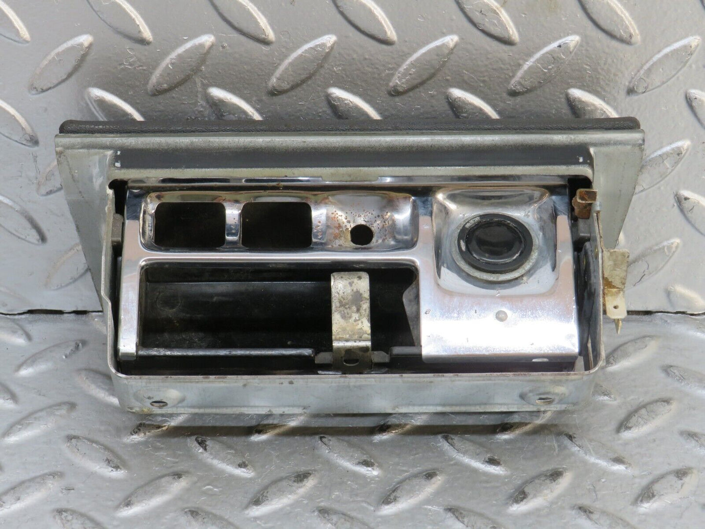 28143 Mercedes-Benz W123 280E Centre Console Ashtray