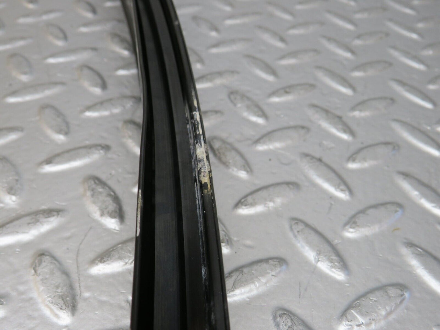 25061 Mercedes-Benz W140 S320 Rear Left Door Window Exterior Trim