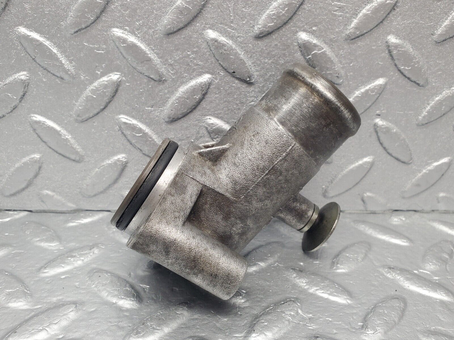 46179 Mercedes-Benz W124 280E Coolant Flange Pipe 1042030431