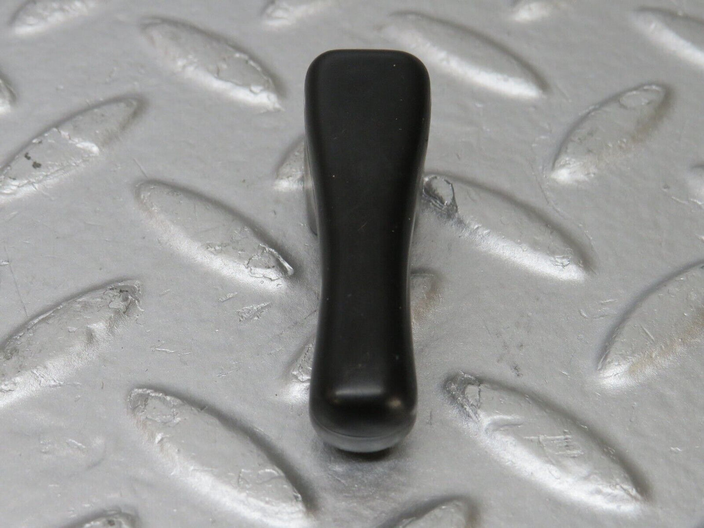 33919 Mercedes-Benz W124 260E Mirror Adjustment Knob