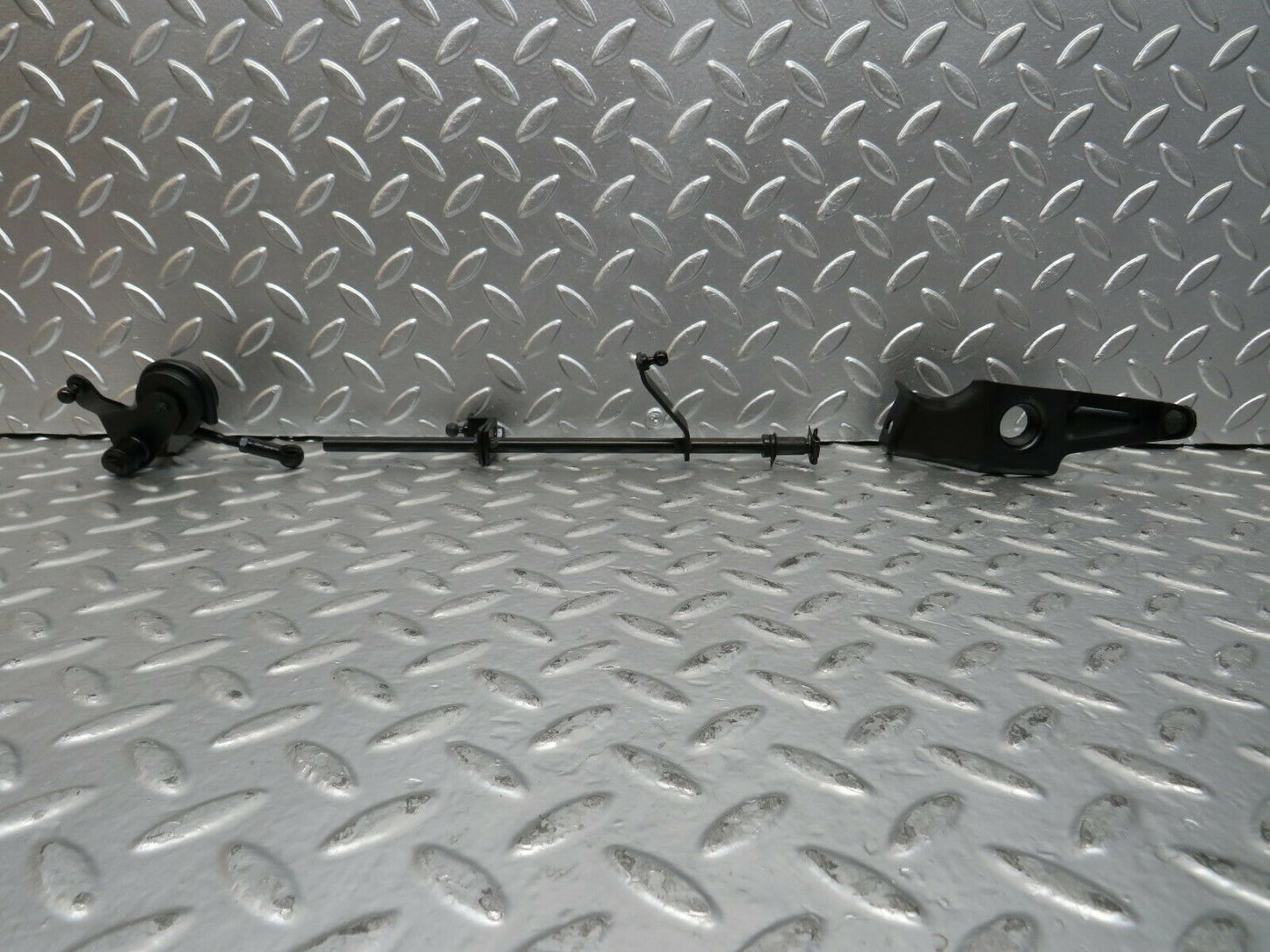 23401 Mercedes-Benz W116 350SE Throttle Linkage