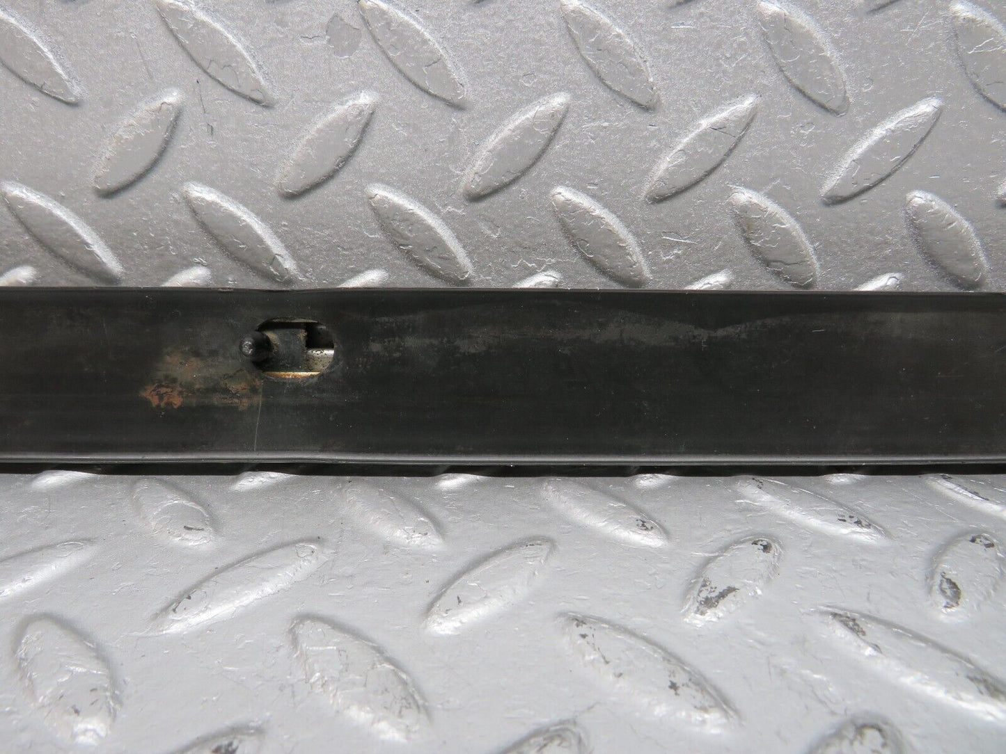 40128 Mercedes-Benz R107 350SL Coupe Left Door Centre Moulding Trim
