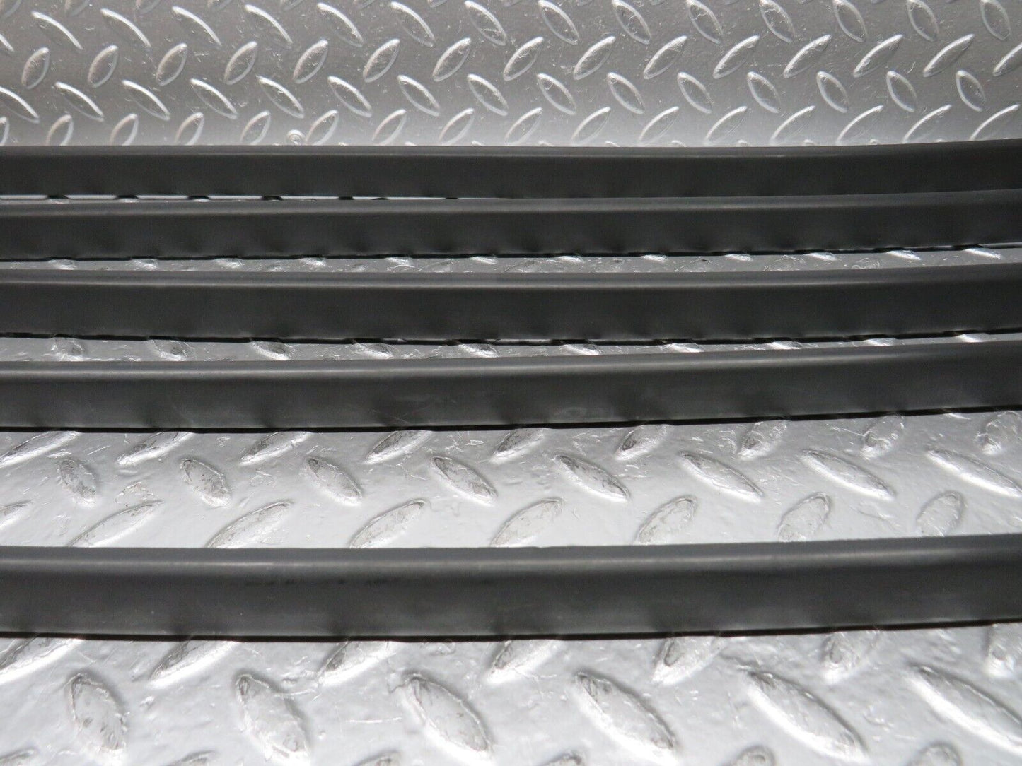 31497 Mercedes-Benz S124 220TE Wagon Roof Cladding Set
