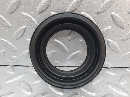 41031 Mercedes-Benz W126 300SE Fuel Tank Filler Rubber Gasket 1239973581