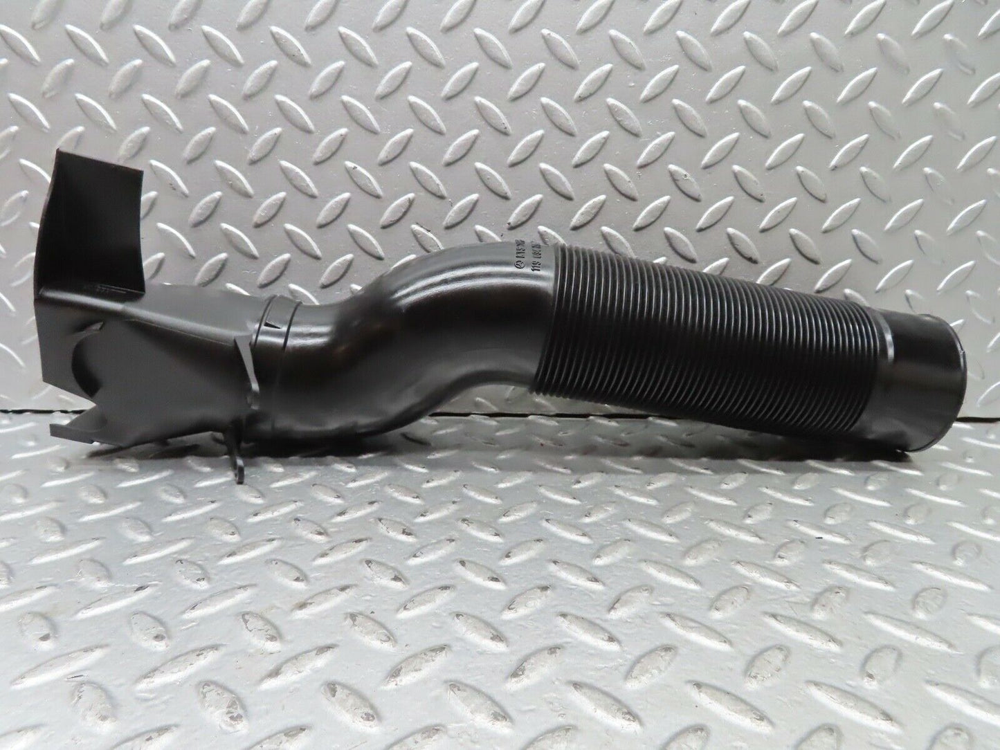 19306 Mercedes-Benz C140 CL420 Coupe Air Intake Hose Right Side 1190947582