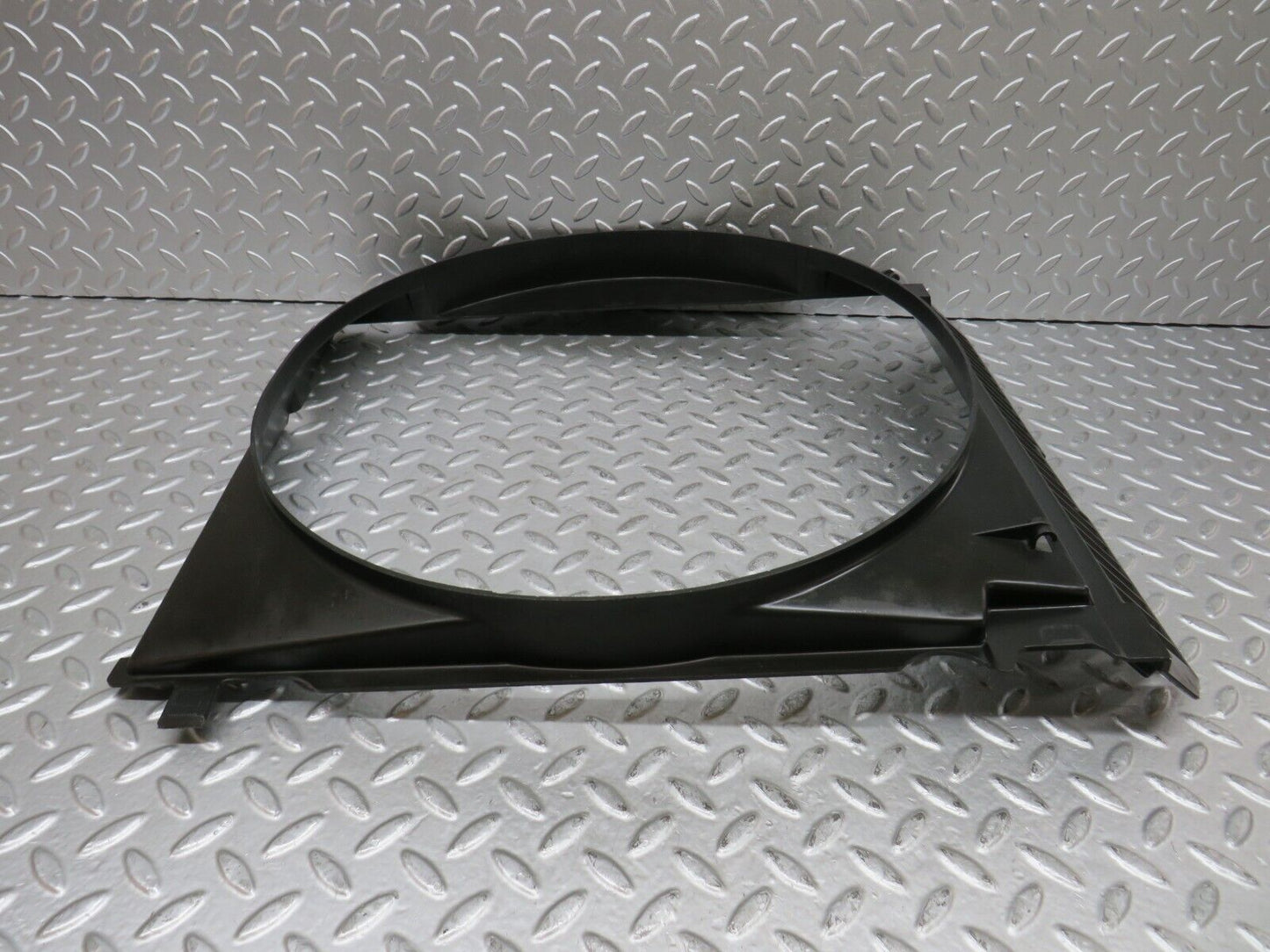 28053 Mercedes-Benz W123 280E Radiator Fan Shroud Fan Cover 1235051655