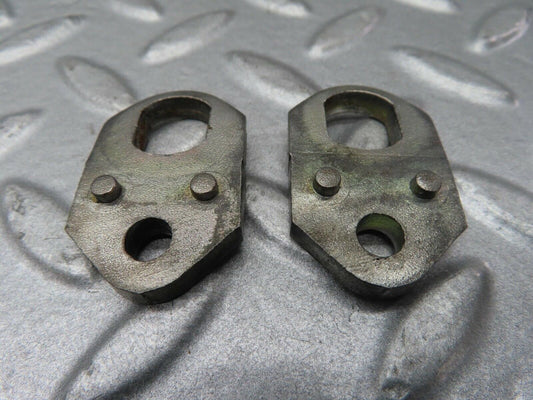 16741 Mercedes-Benz C107 380SLC Fuel Injector Bracket Pair