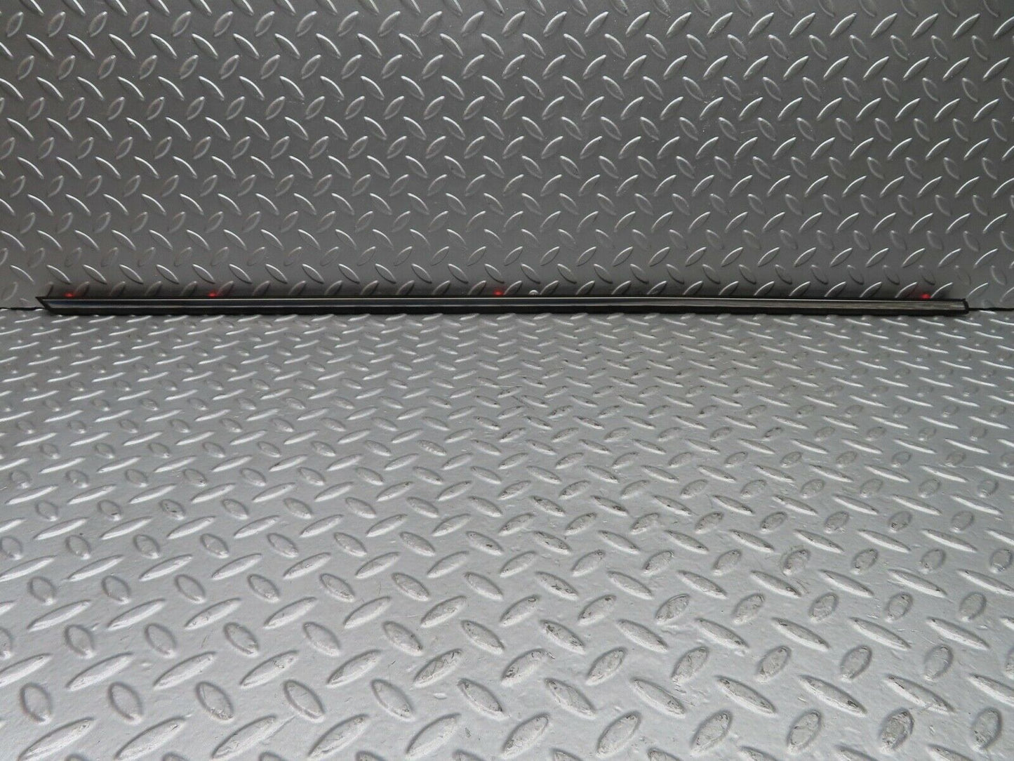 21104 Mercedes-Benz W123 230E Front Left Door Centre Moulding Trim