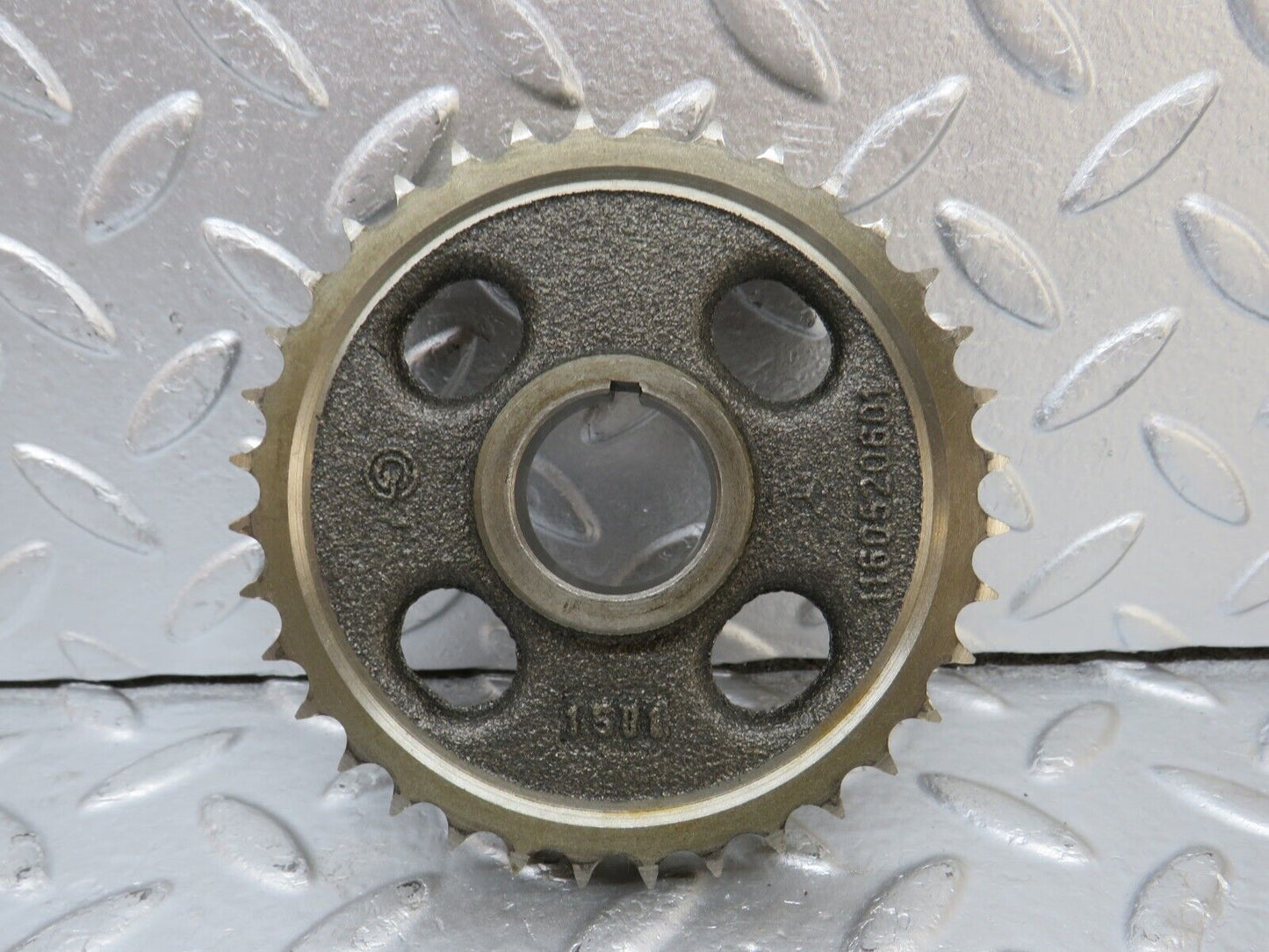 34518 Mercedes-Benz C126 380SEC Coupe Camshaft Timing Gear 1160520601