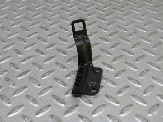 28129 Mercedes-Benz W123 280E Ignition Coil Cable Wire Bracket