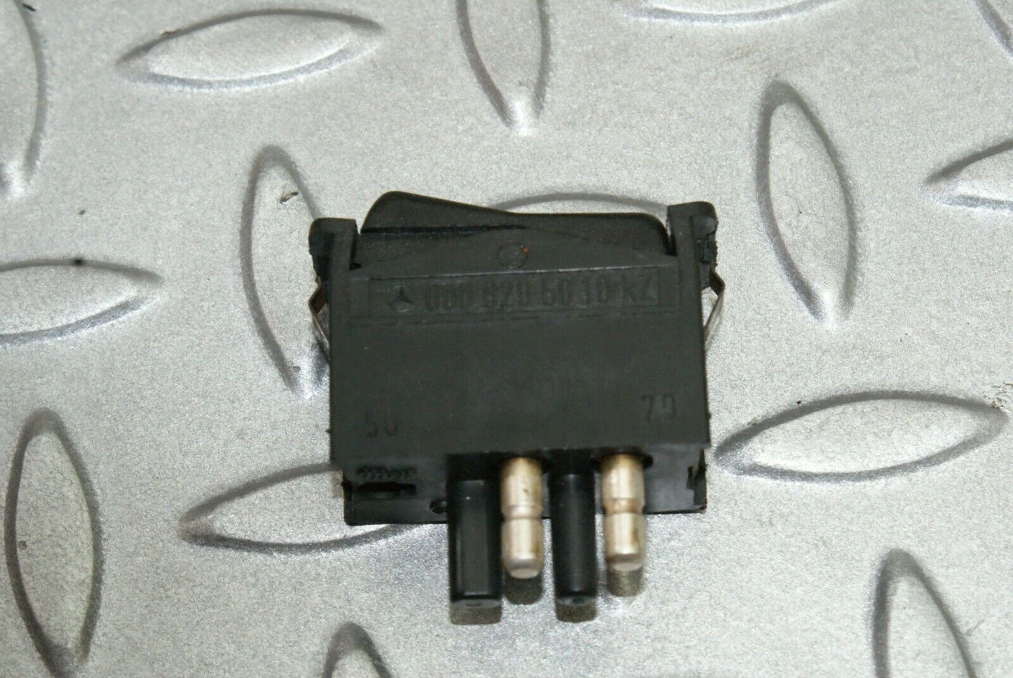 2612 Mercedes-Benz W116 350SE Interior Dome Light Switch 0008205810