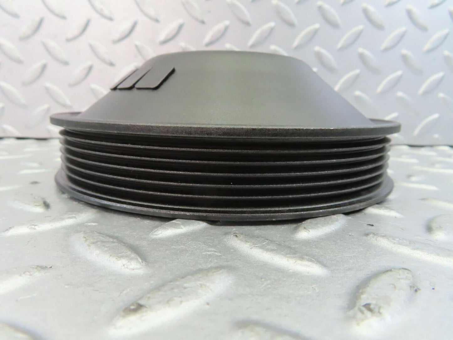 9084 Mercedes-Benz W201 Steering Pump Pulley 2014600479