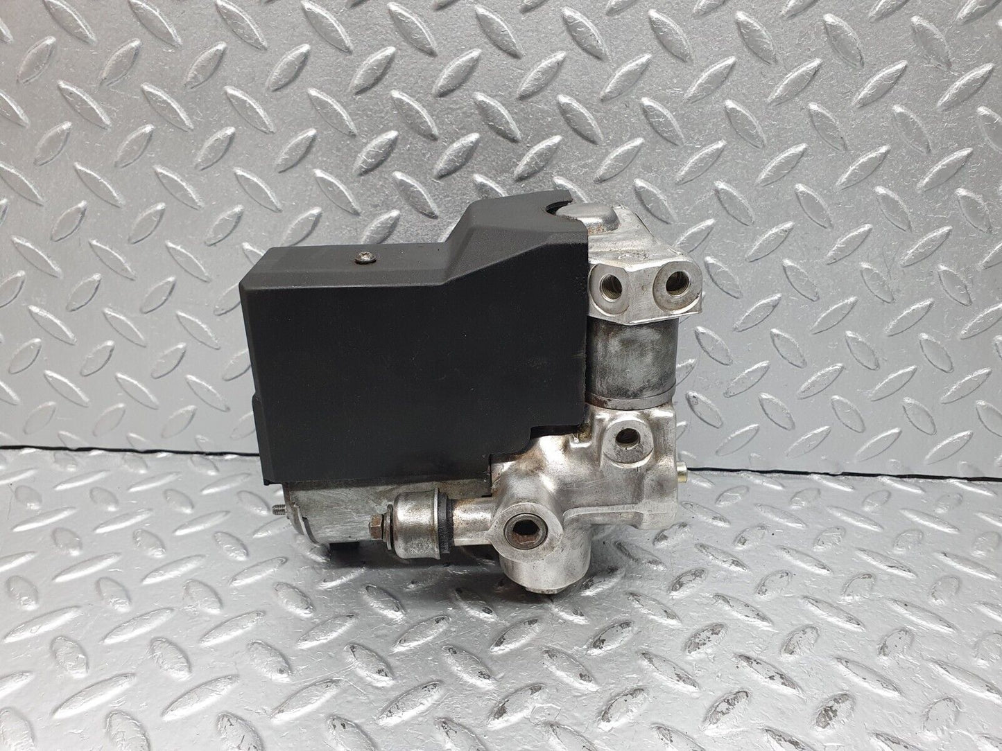 41158 Mercedes-Benz W126 300SE ABS Brake Pump Bosch 0265200043 0332002171 0015426719