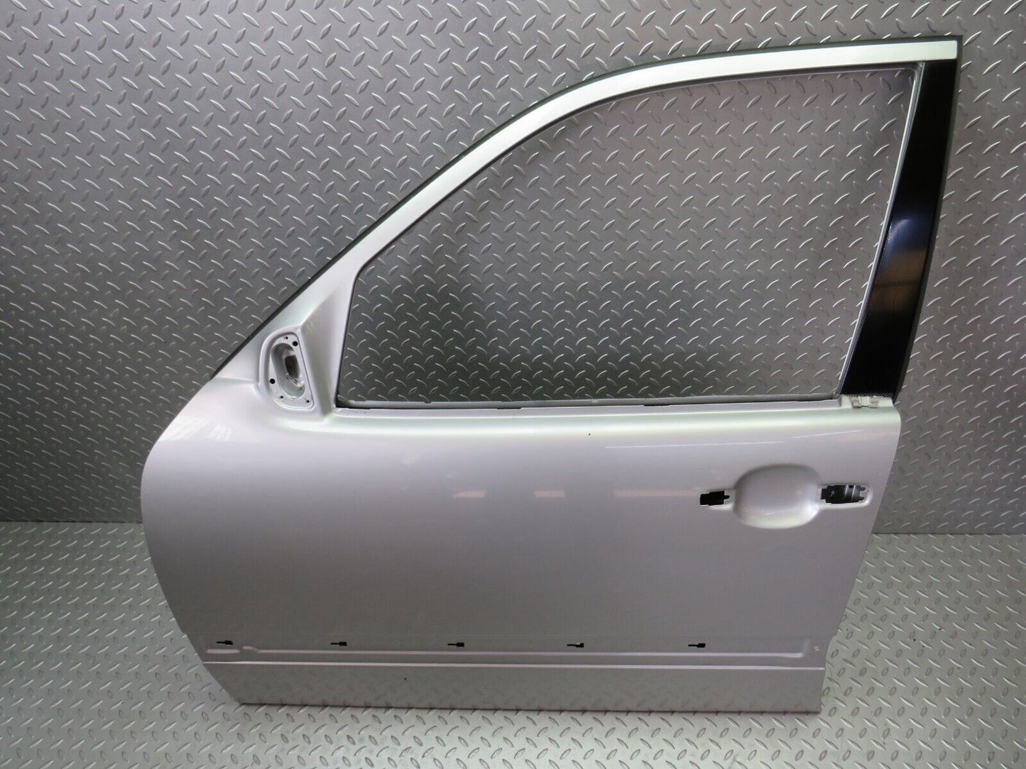 34726 Mercedes-Benz W210 320E Front Left Door