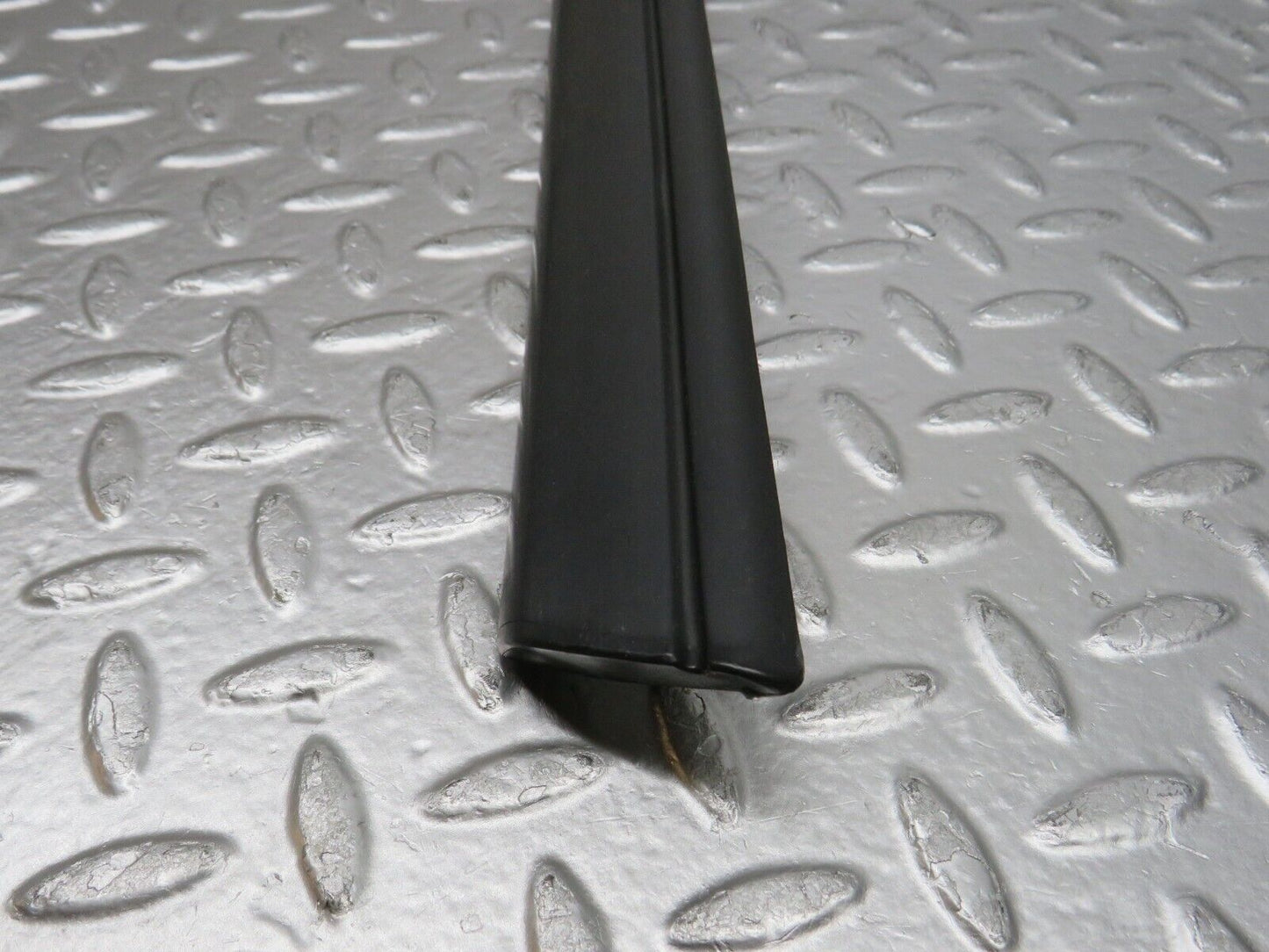32304 Mercedes-Benz S124 300TE Wagon Rear Left Door Lower Moulding Trim