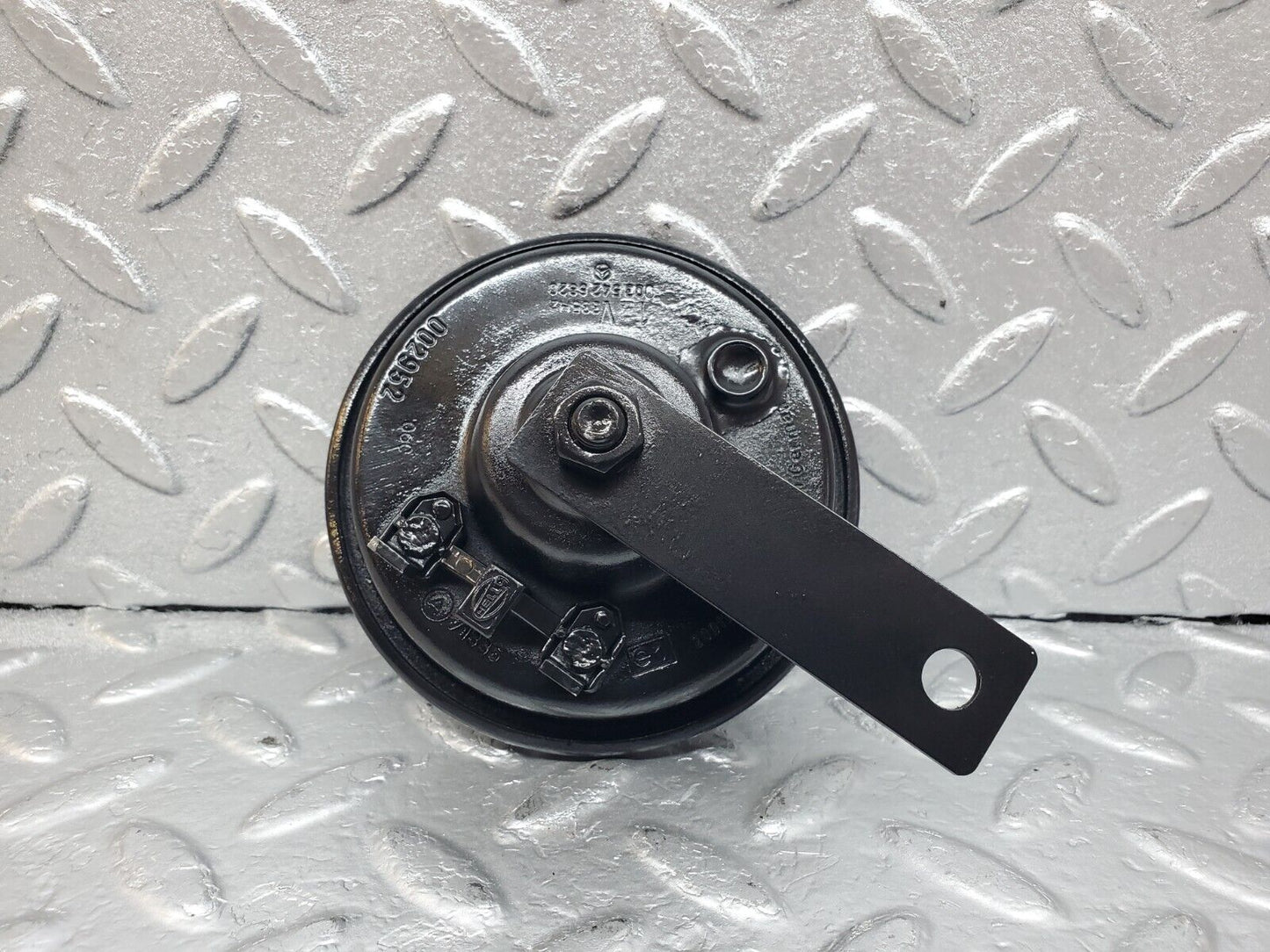 45206 Mercedes-Benz R129 300SL Coupe Horn 0035426820 002952