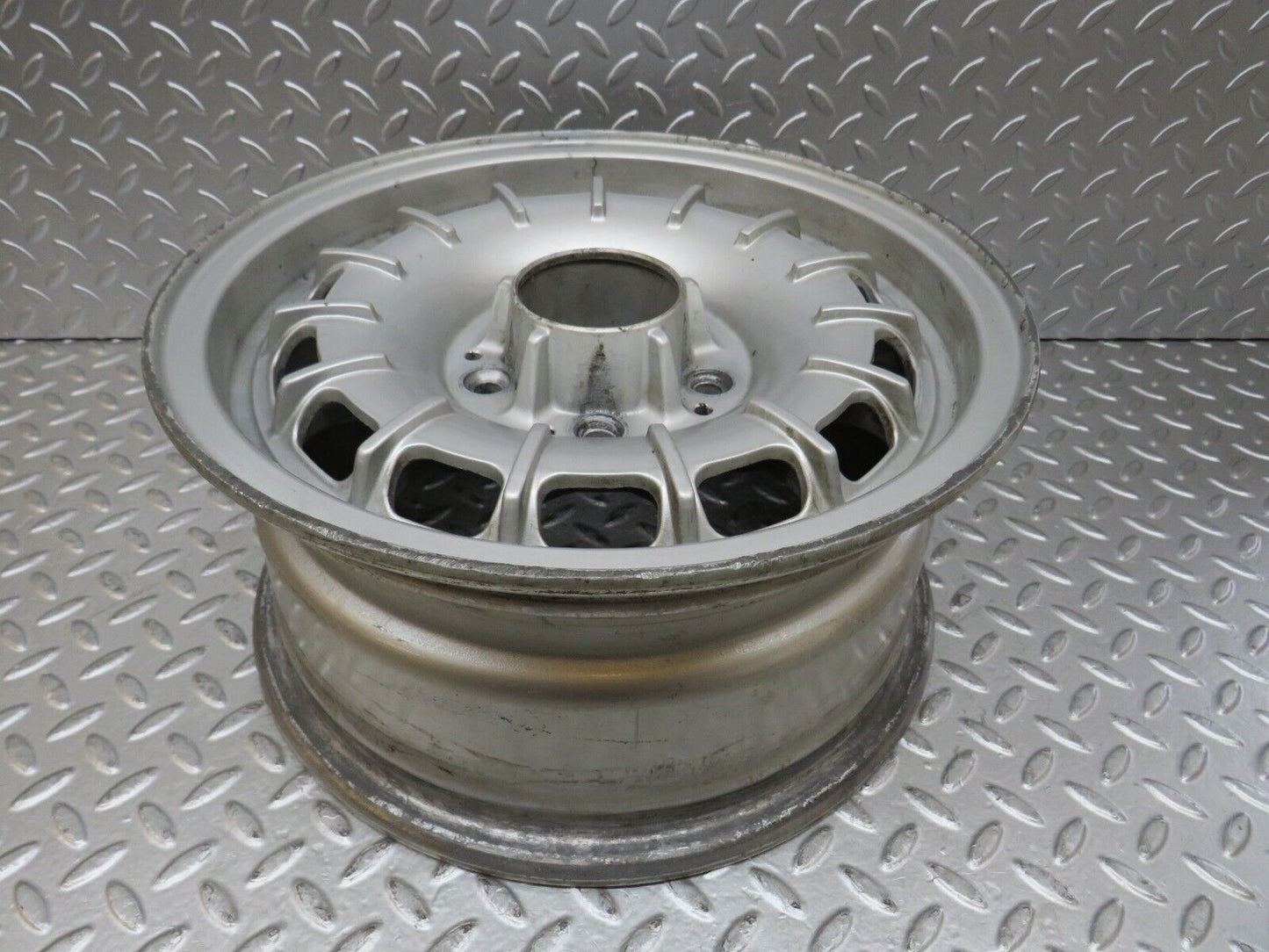 27476 Mercedes-Benz W116 Alloy Wheel Mexican Hat 6.5Jx14H2 ET30 1084001002