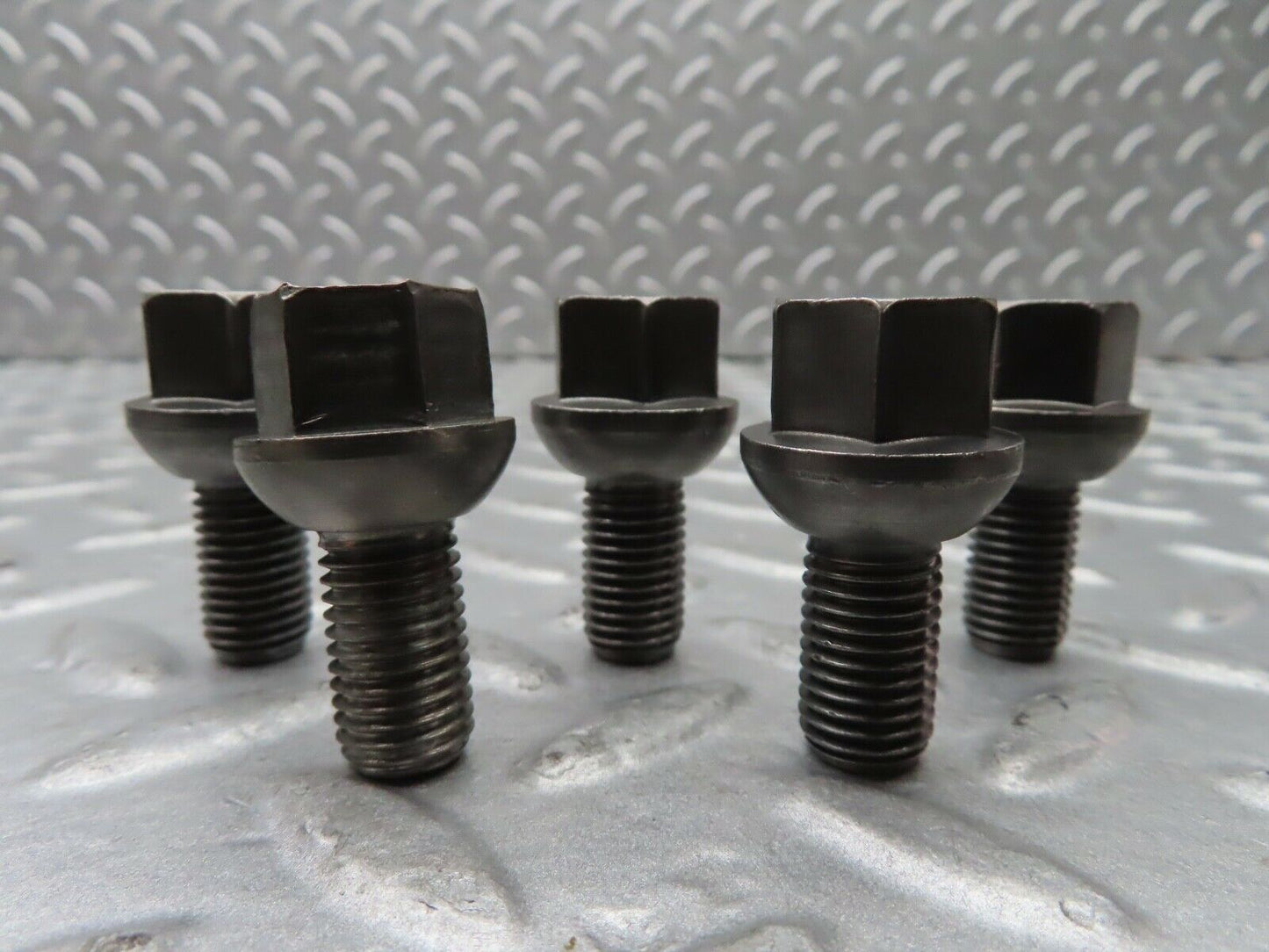 20533 Mercedes-Benz 5x Alloy Wheel Lug Bolt M12x1.5