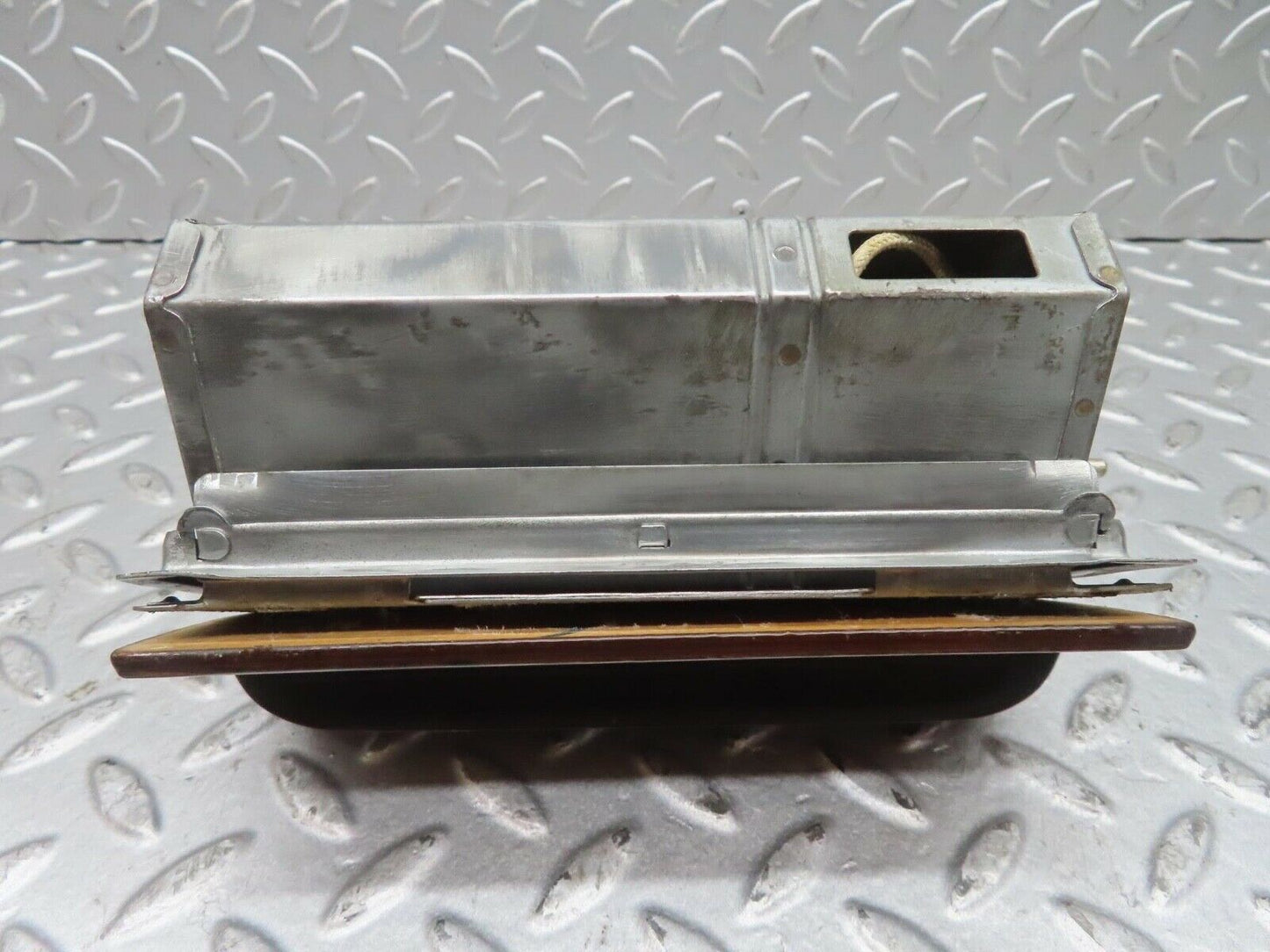 13916 Mercedes-Benz C107 280SLC Centre Console Ashtray Wood Finish