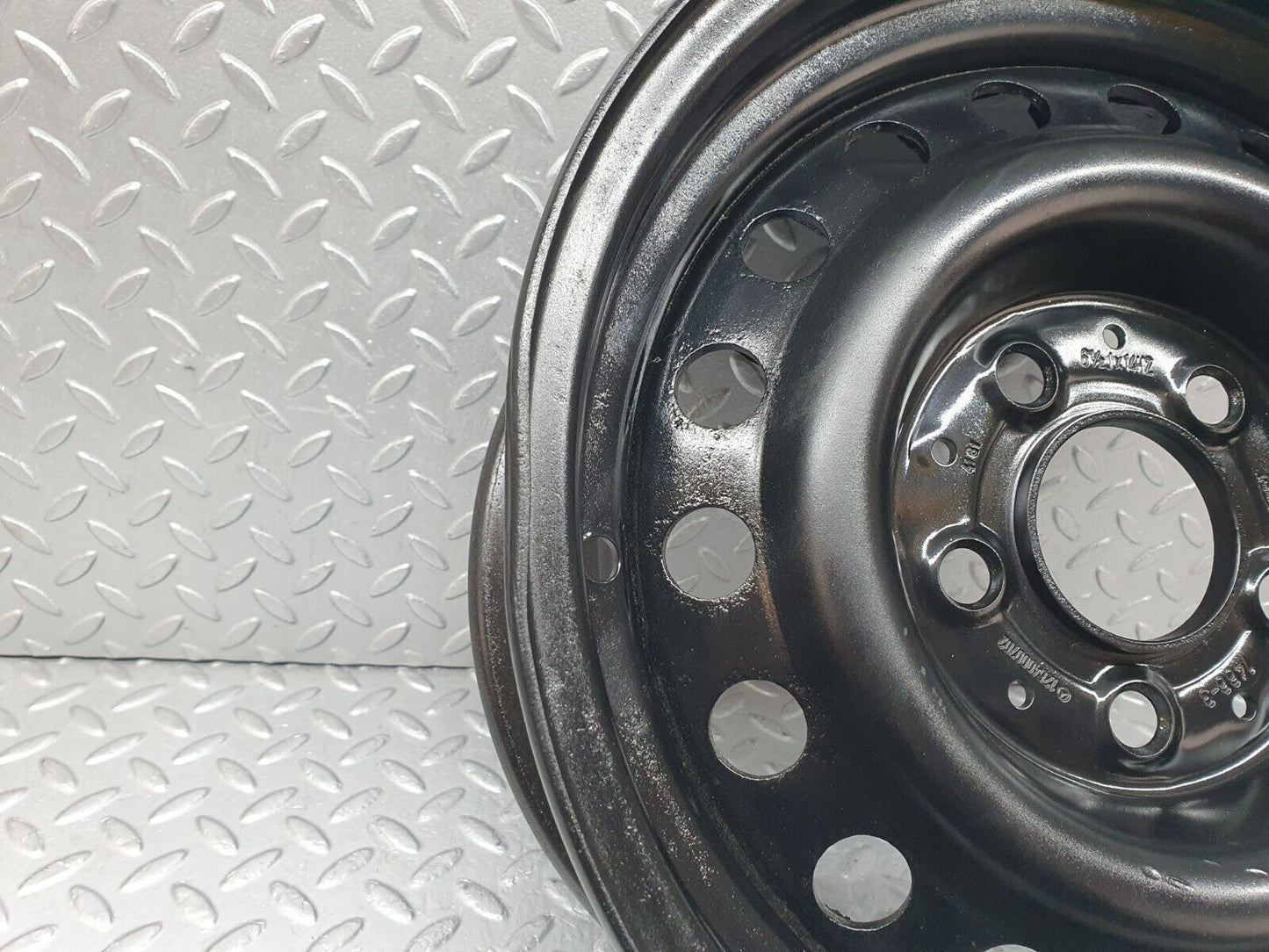 44243 Mercedes-Benz C126 380SEC Coupe Steel Wheel 6.5Jx14H2 1264000702