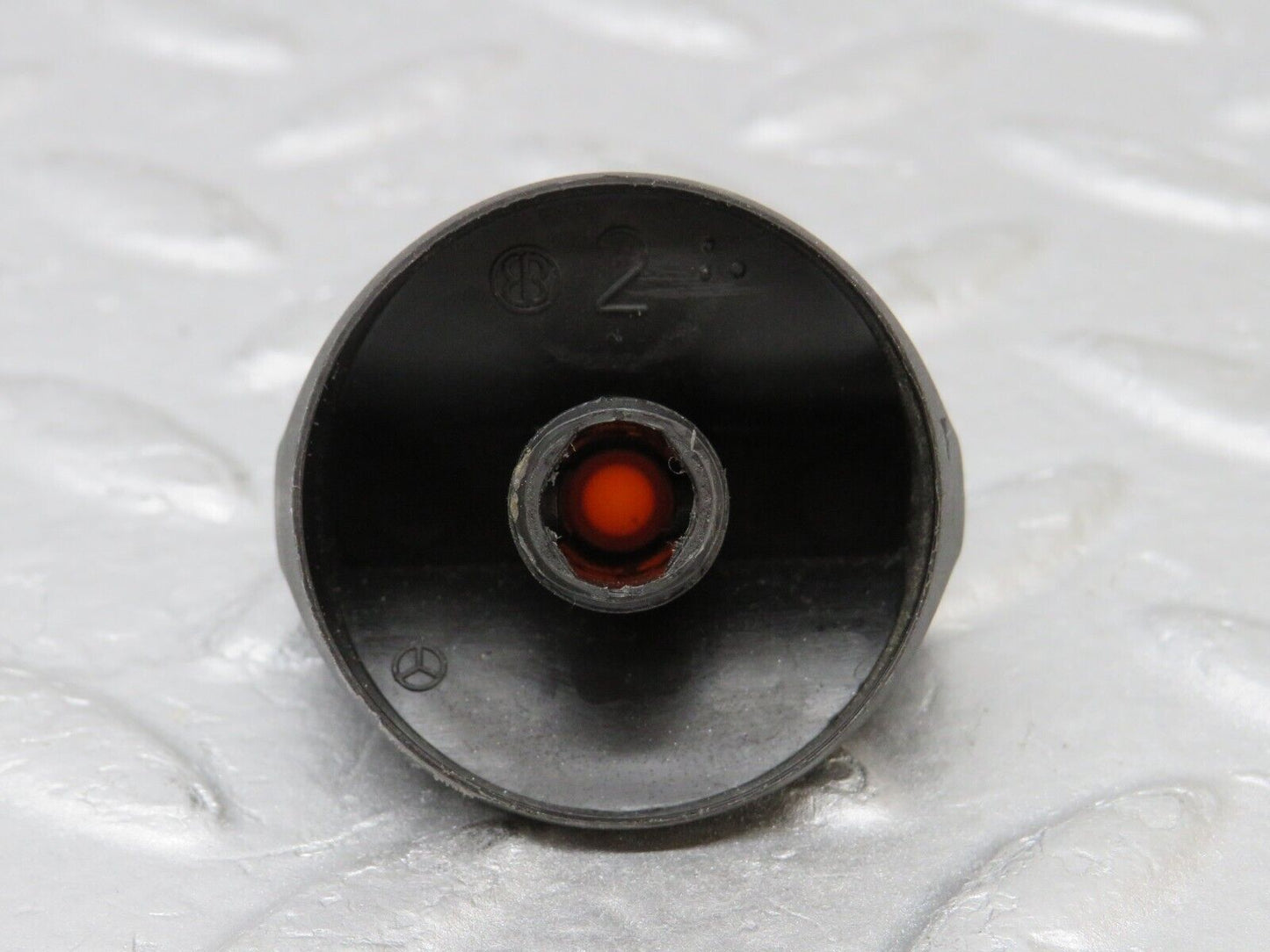 36571 Mercedes-Benz W201 190E 2.0L Headlight Switch