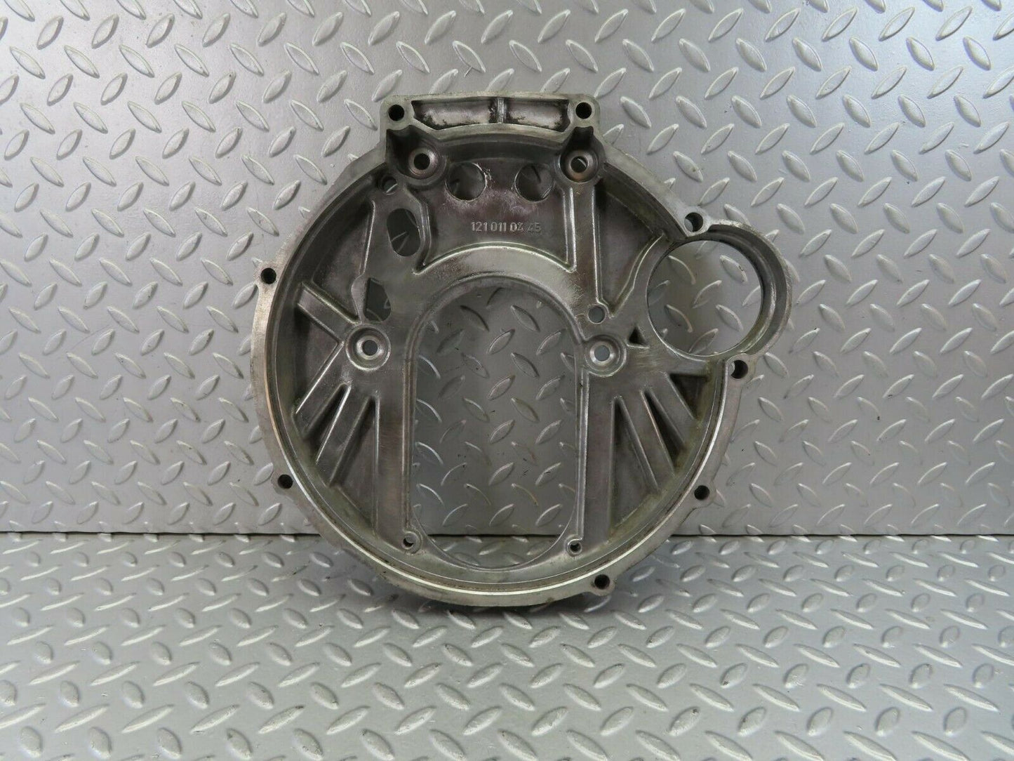9514 Mercedes-Benz W111 220SE Gearbox Flange 1210110445
