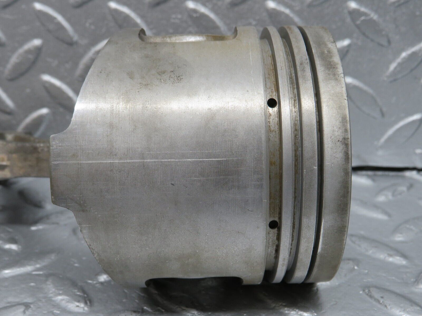 40027 Mercedes-Benz R107 350SL Piston With Connecting Rod 92.00mm