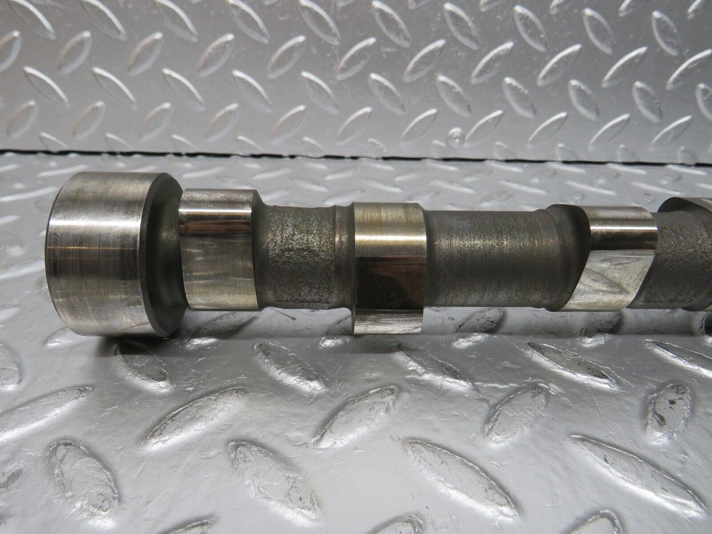 31065 Mercedes-Benz W123 200D Camshaft 6150510201