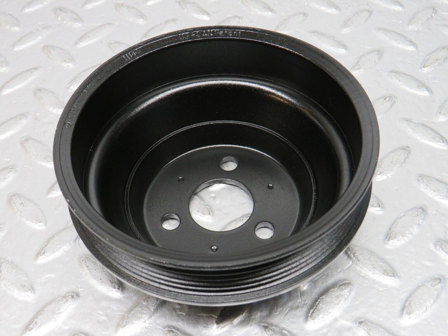 32547 Mercedes-Benz S124 300TE Wagon Water Pump Pulley 1264600379