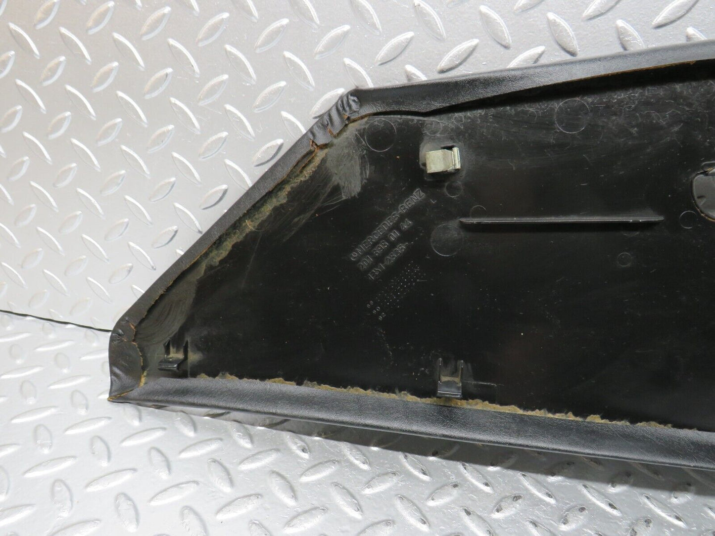 31568 Mercedes-Benz W201 190LE 1.8L C Pillar Cover Trim Left Black 2016950144