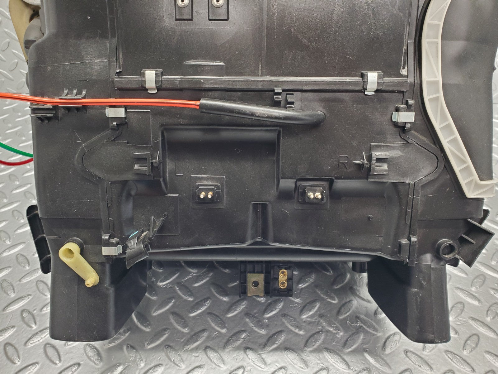 45206933