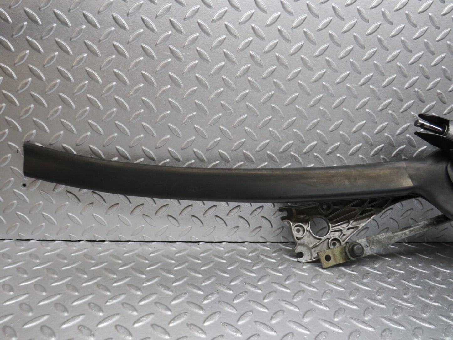 38049 Mercedes-Benz A124 320E Cabriolet Wiper Mechanism Linkage Bosch 1248240498