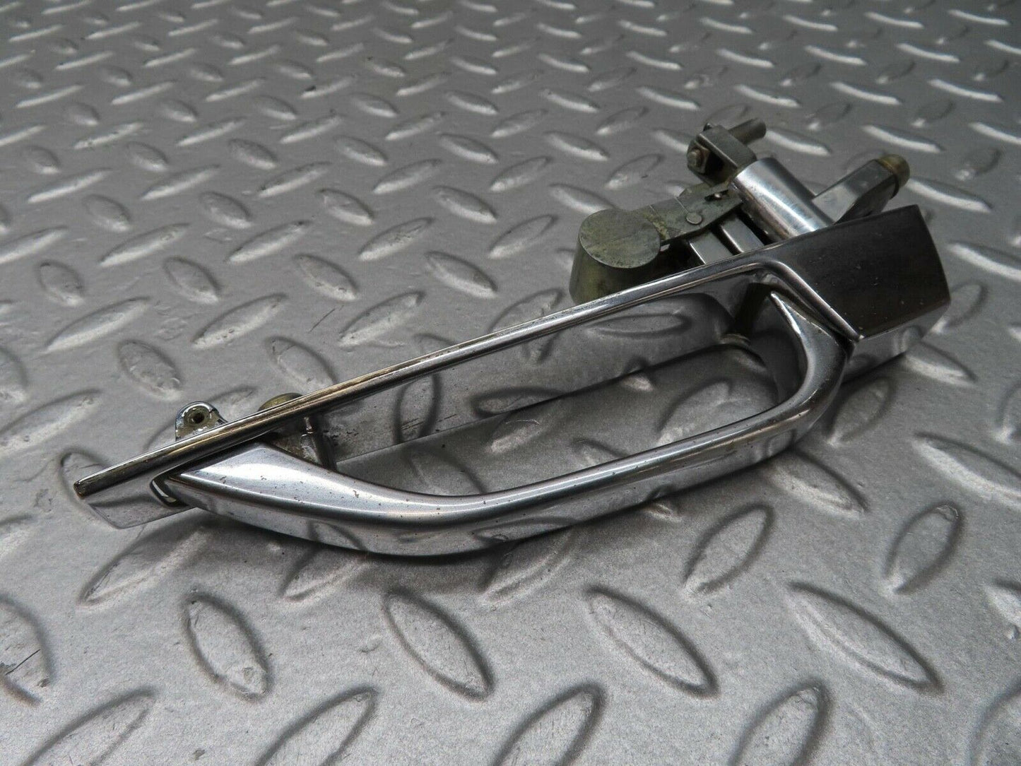 14457 Mercedes-Benz W116 350SE Rear Chrome Door Handle 1167600059
