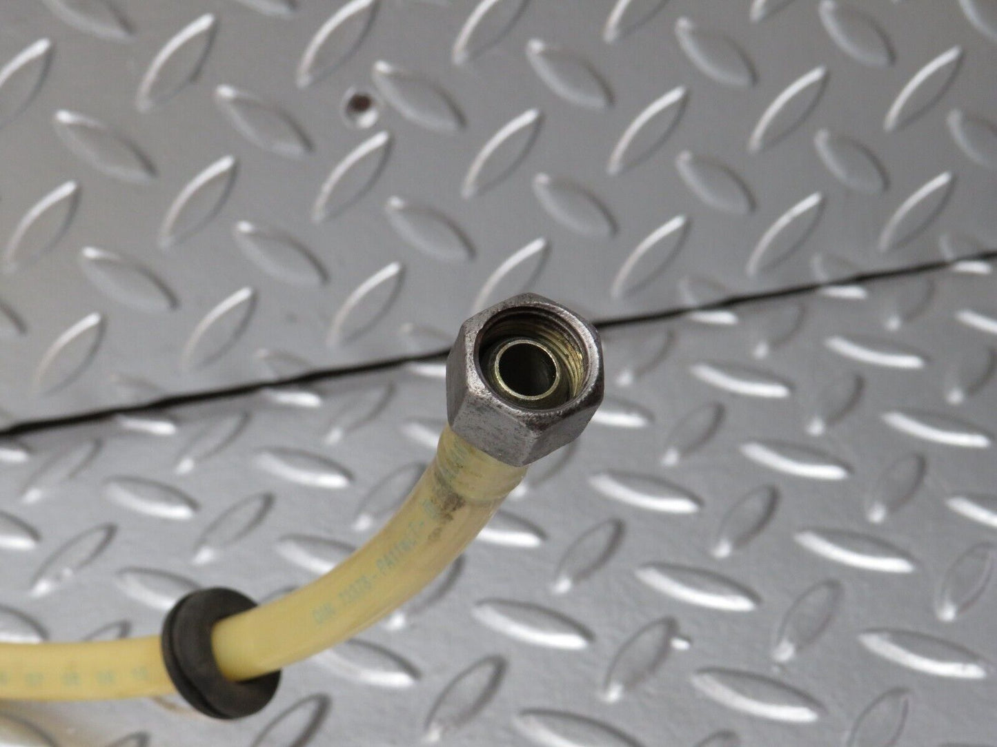 28116 Mercedes-Benz W123 280E Brake Servo Vacuum Pipe