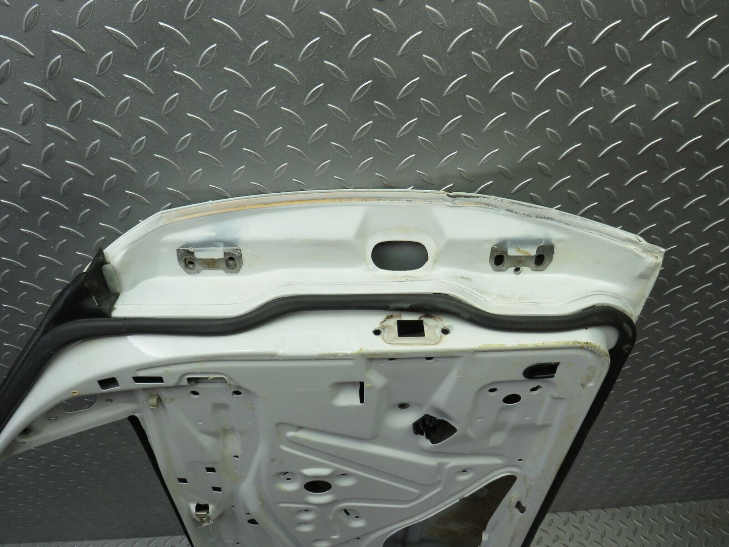 30246 Mercedes-Benz W124 230E Front Left Door