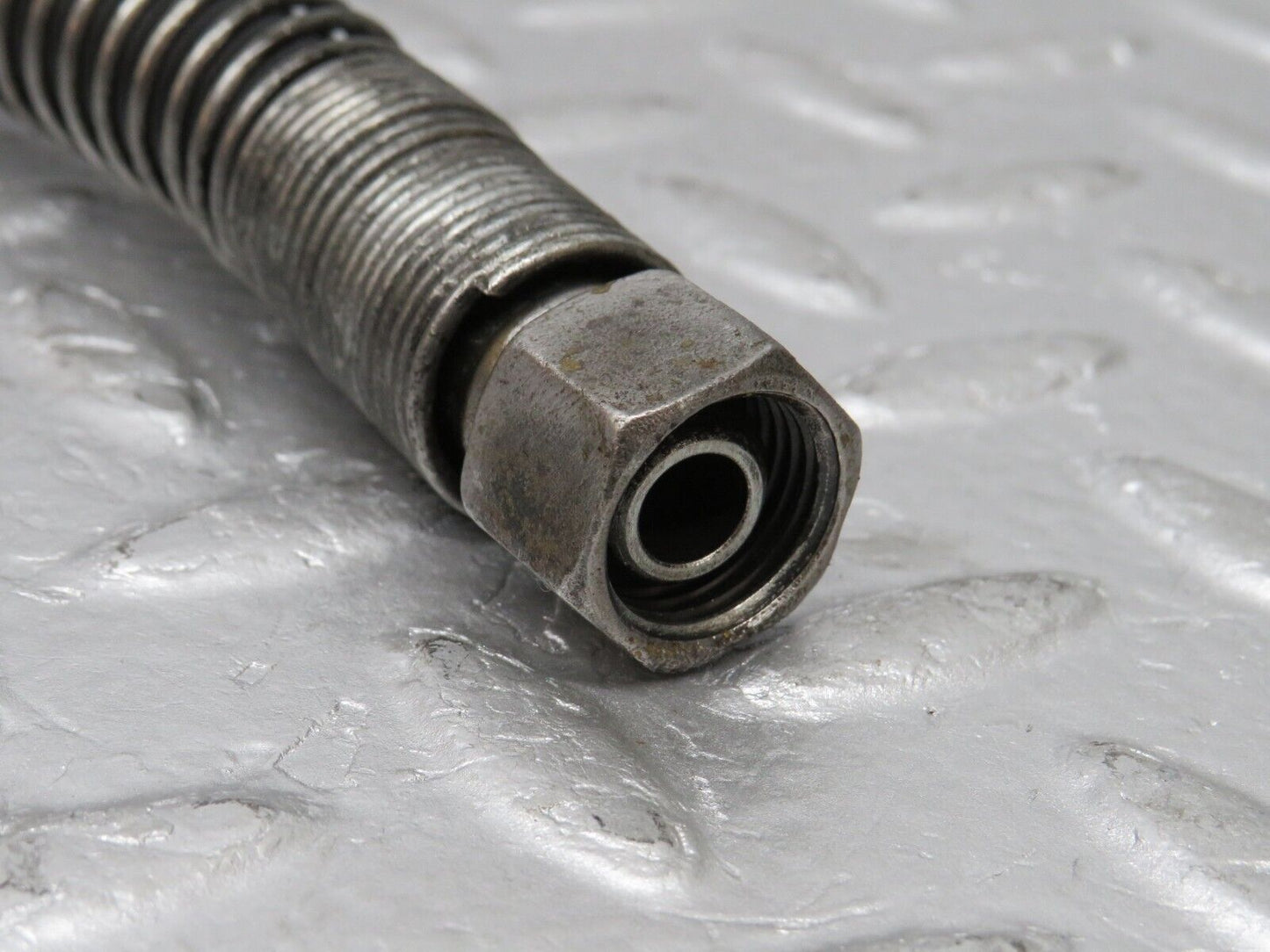 38186 Mercedes-Benz A124 320E Cabriolet Automatic Gearbox Oil Hose Pipe