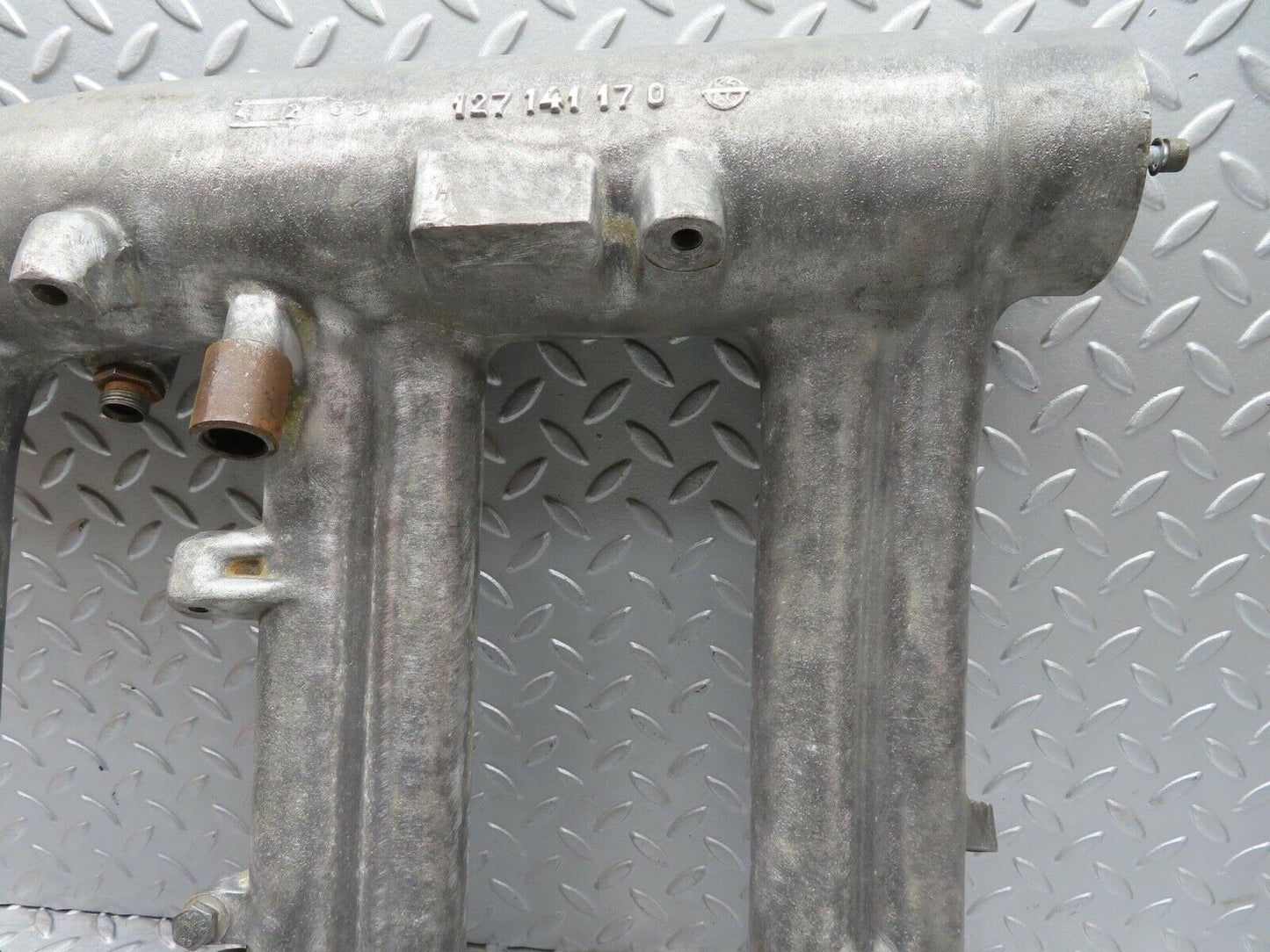 12795 Mercedes-Benz W111 220SE Intake Manifold 1271411701