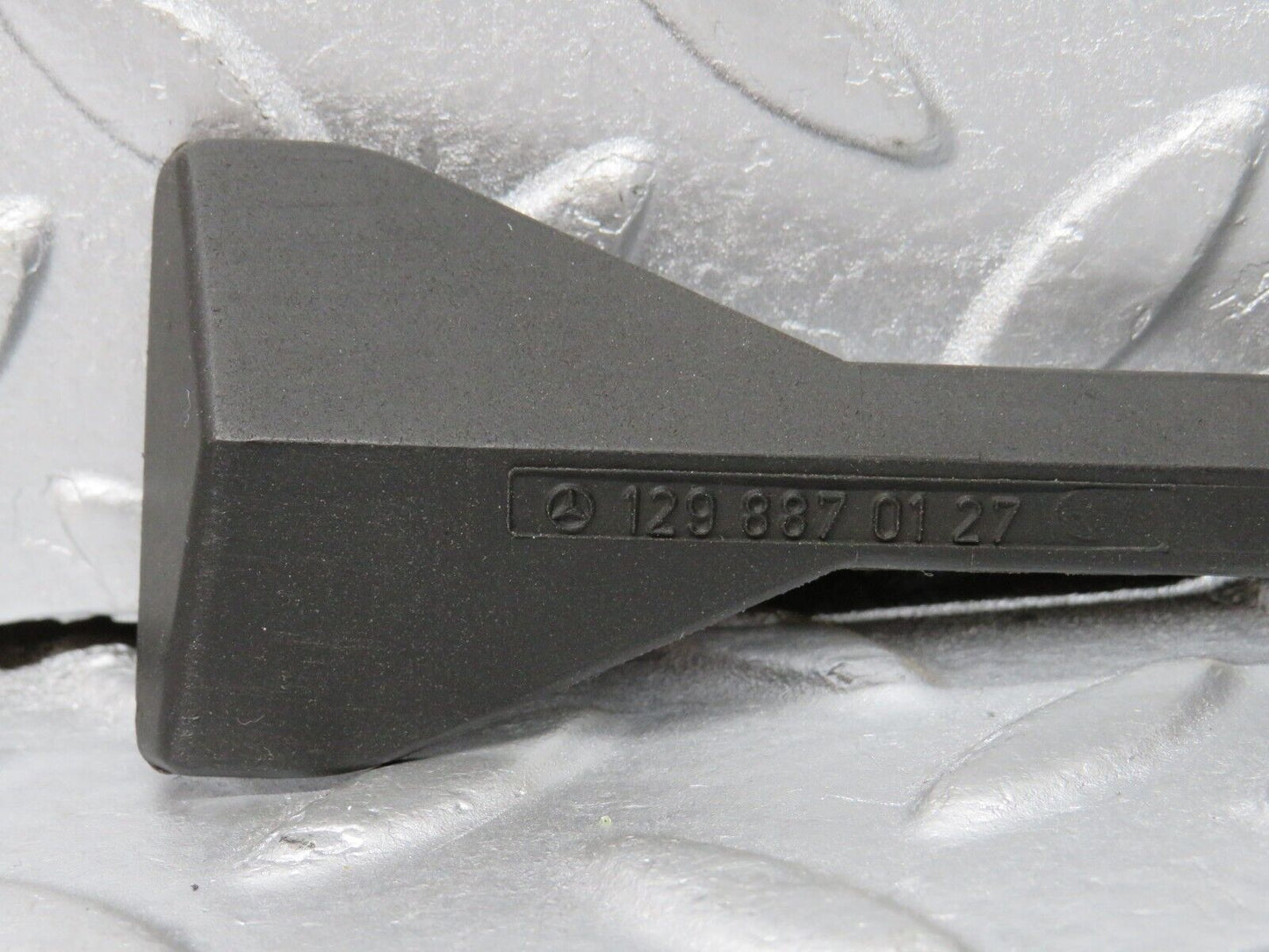 39703 Mercedes-Benz R129 320SL Coupe Bonnet Release Pull Handle 1298870127