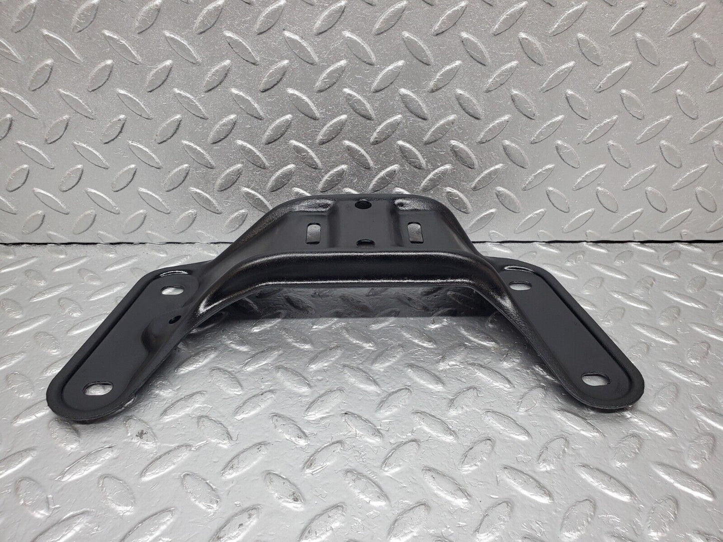 44473 Mercedes-Benz W123 280E Gearbox Mount Bracket