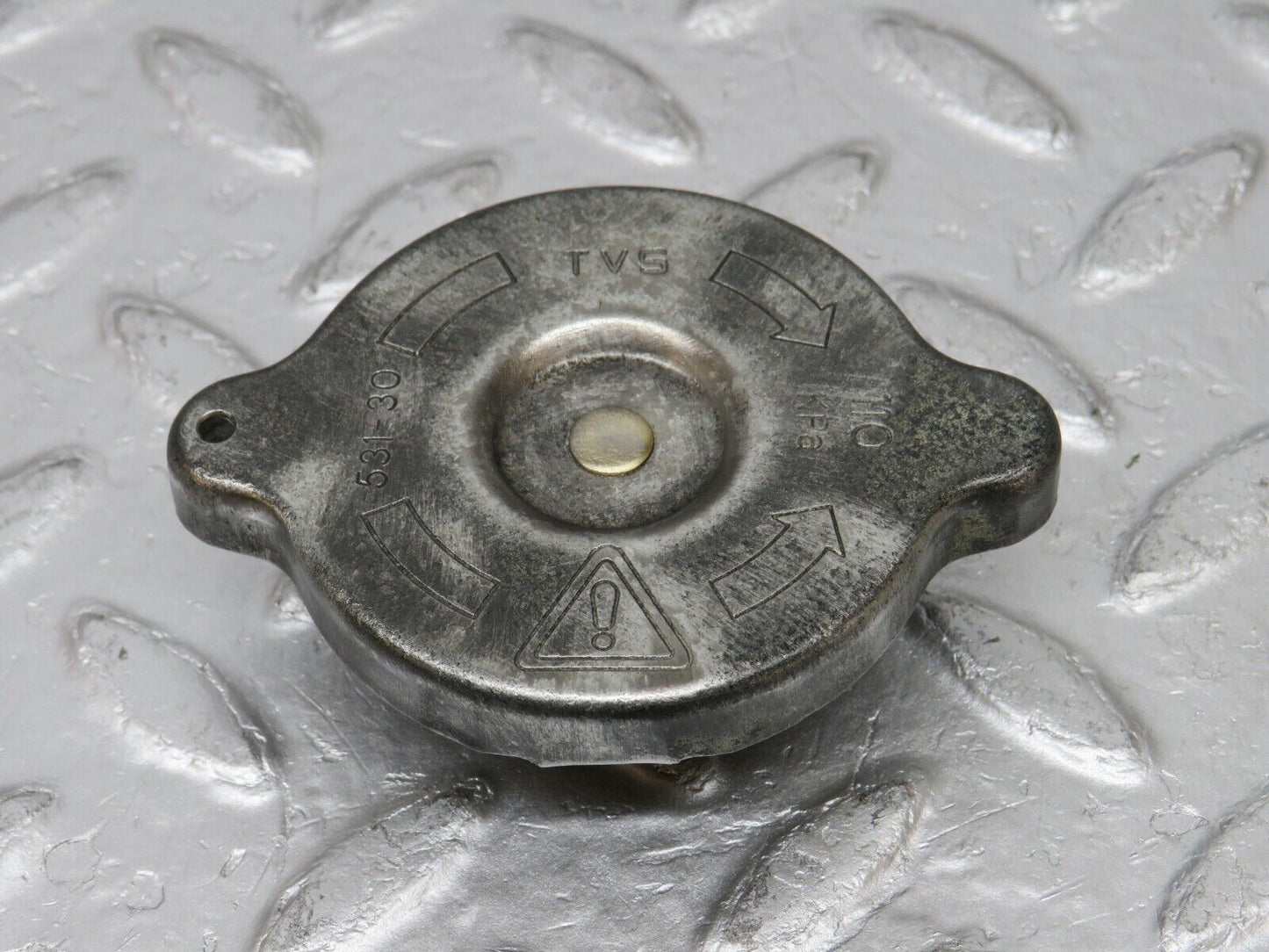 34317 Mercedes-Benz C126 380SEC Coupe Radiator Cap