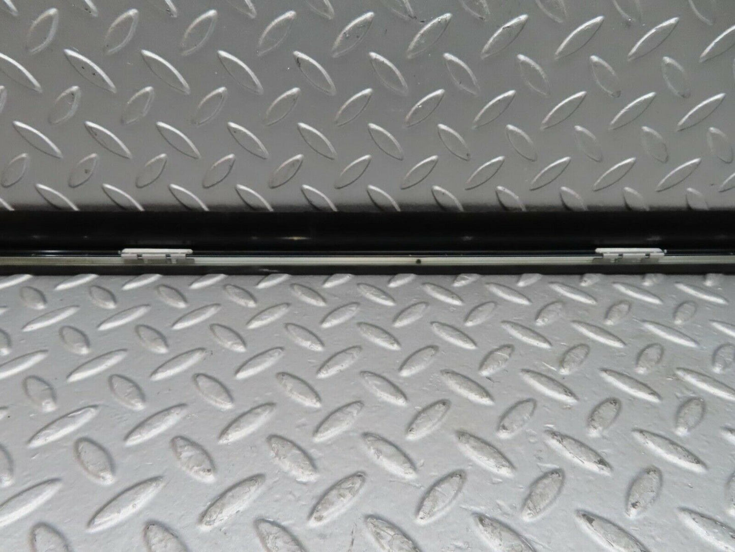 15194 Mercedes-Benz W140 S320 Front Left Door Chrome Moulding Trim