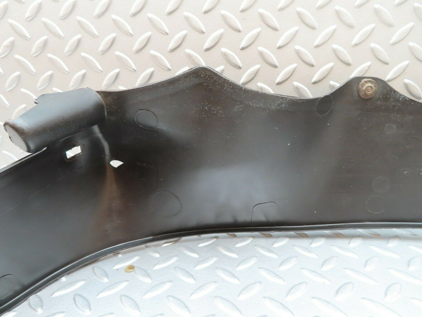 3984 Mercedes-Benz S123 200T Wagon Front Left Plastic Inner Fender 1238840535