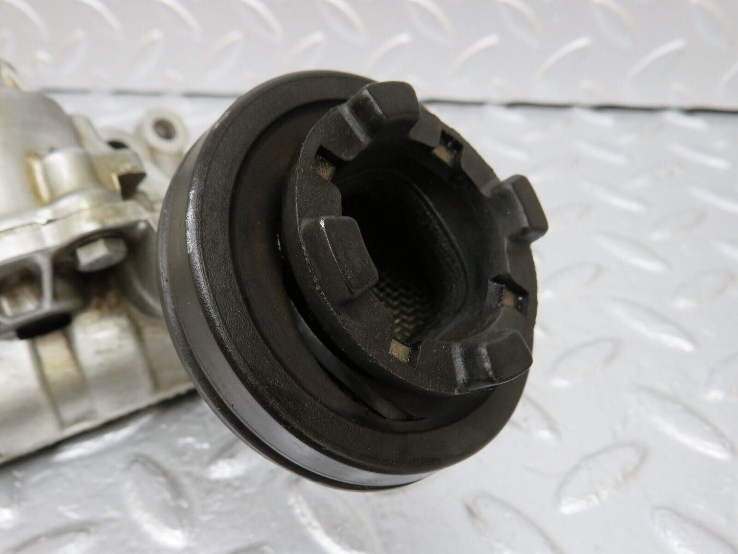 34616 Mercedes-Benz C126 380SEC Coupe Oil Pump 1171810001 1171860001
